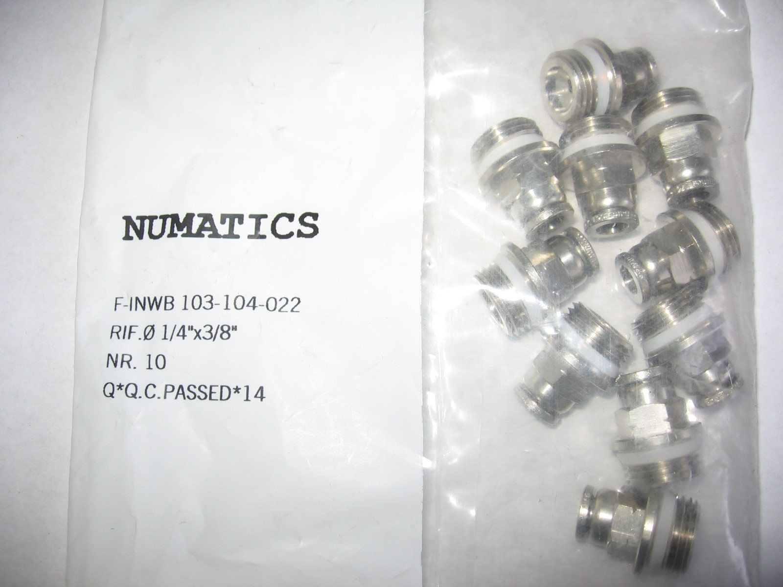 Lot of 10) Numatics INWB103-104-022 1/4″ Tube x 3/8″ Thread Push-In Adapter