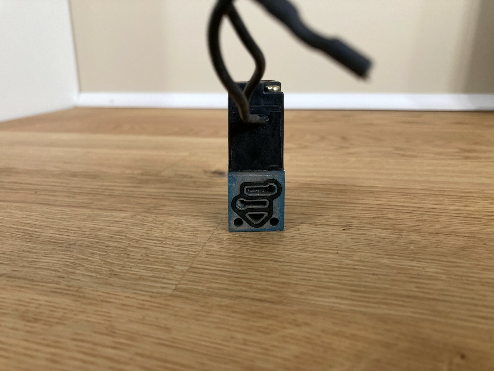 MAC VALVES TM-DAAP-1DA 5.4W 120V/60Hz 110V/50Hz SOLENOID VALVE