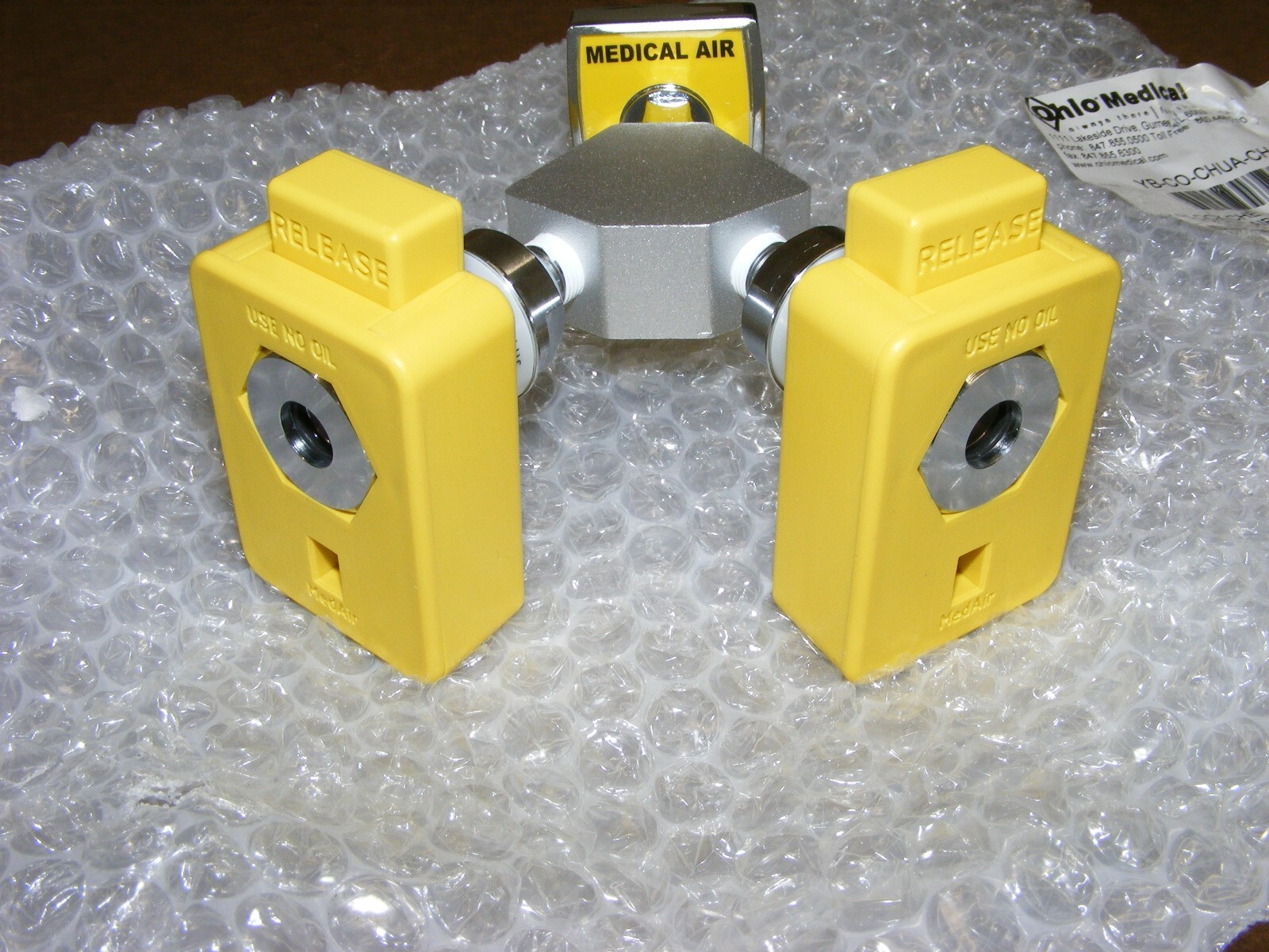 Ohio Medical YB-CO-CHUA-CH Chemetron Y Block Adapter Medical Air Yellow
