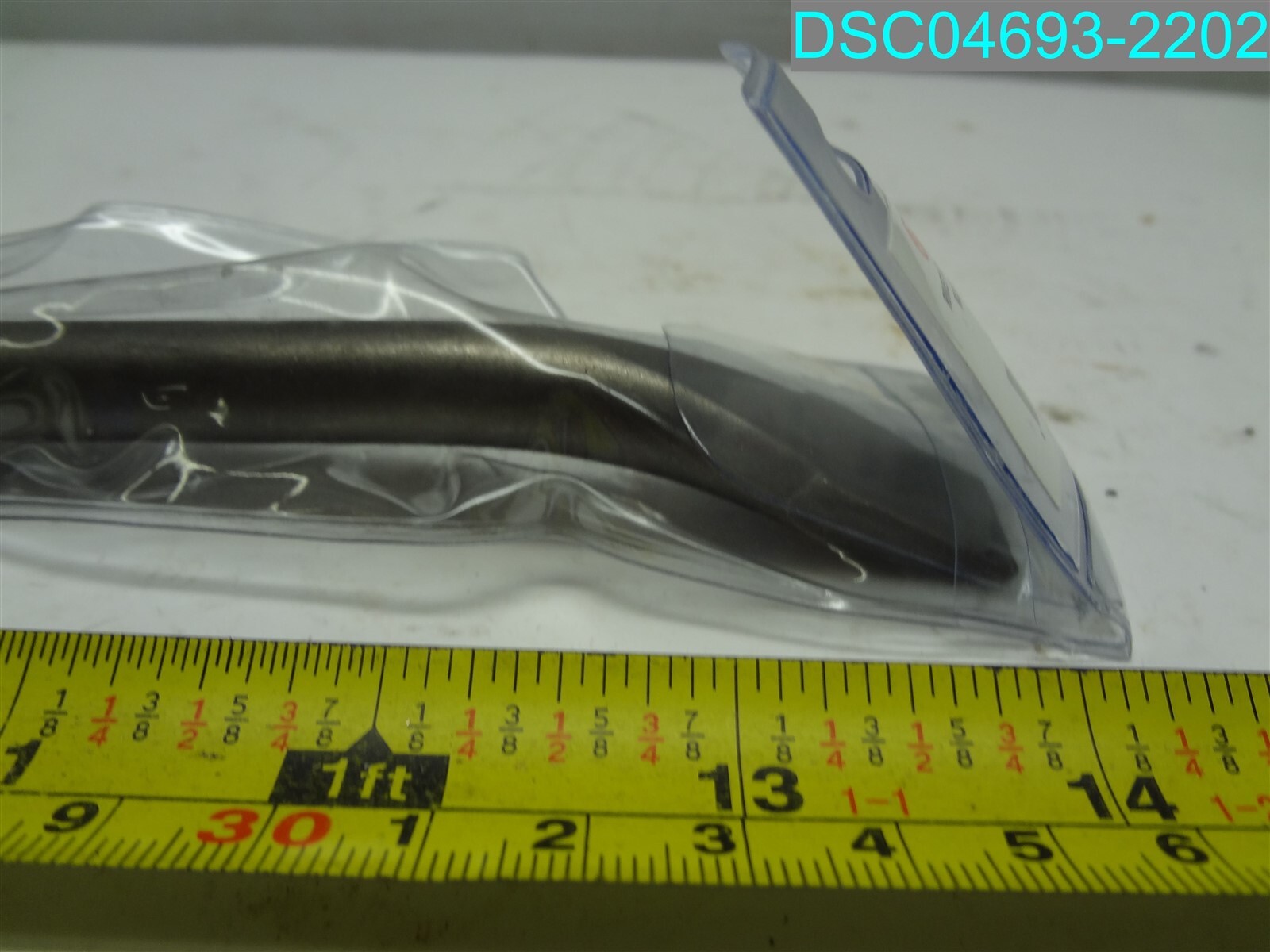 QTY=13: CHICAGO PNEUMATIC Cutter-Rivet, 0.401in Shank, Chisel Bit 015451460501