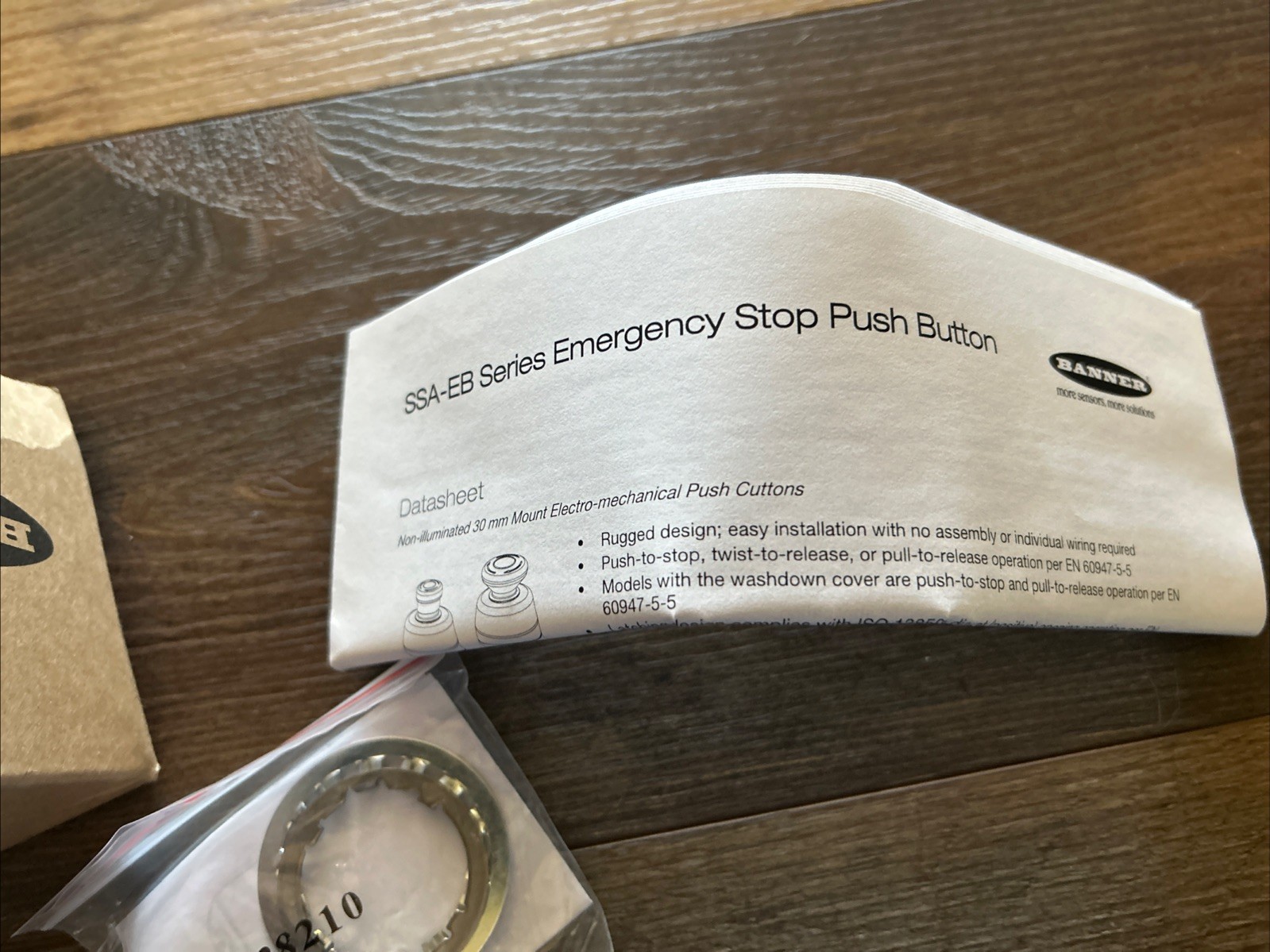 NEW BANNER SSA-EB1P-02ECQ4 EMERGENCY STOP BUTTON 25298