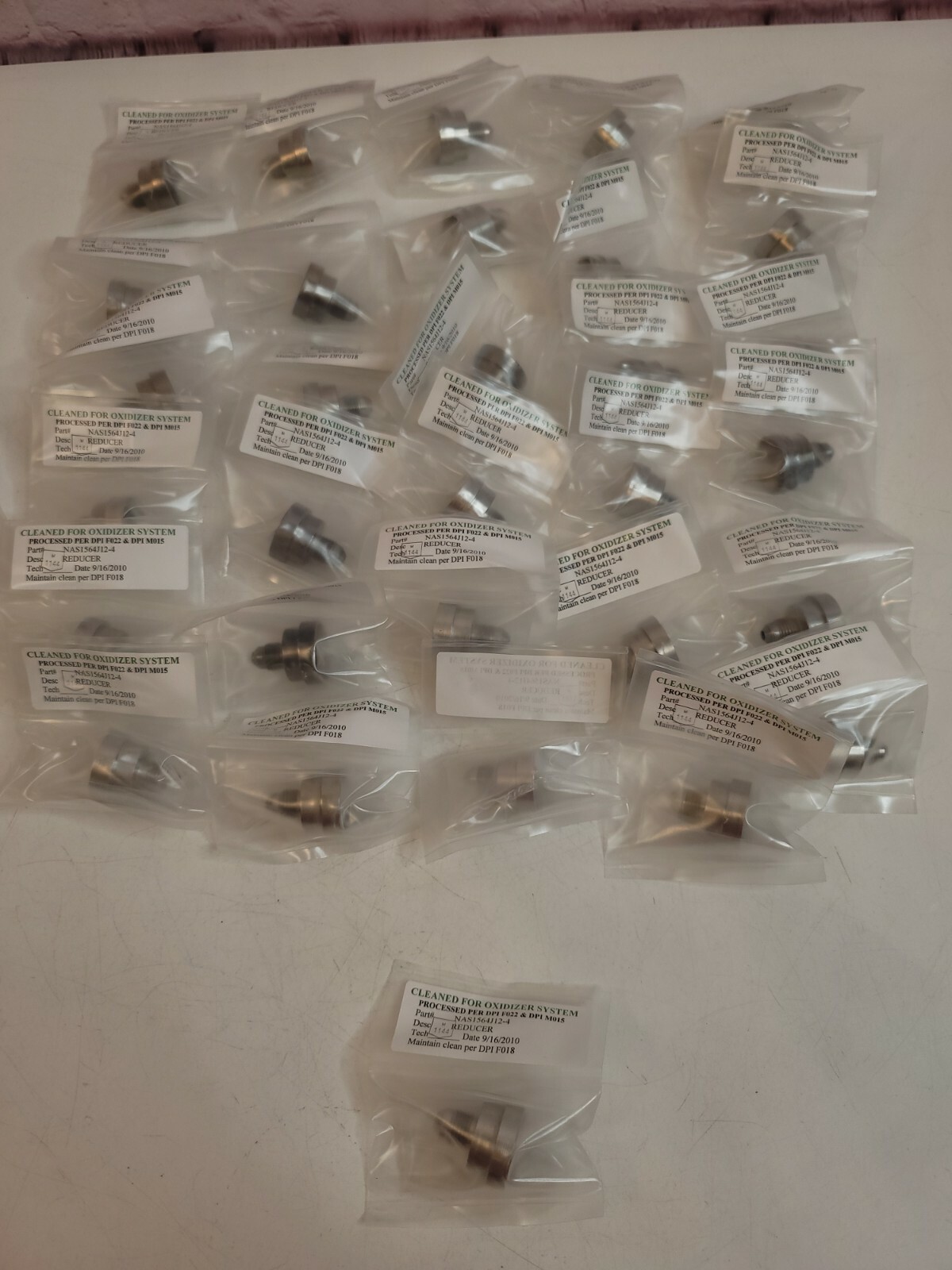 Lot of 31- NAS1564J12-4 Reducer 7/16-20 Thread Body Tube NEW Sealed
