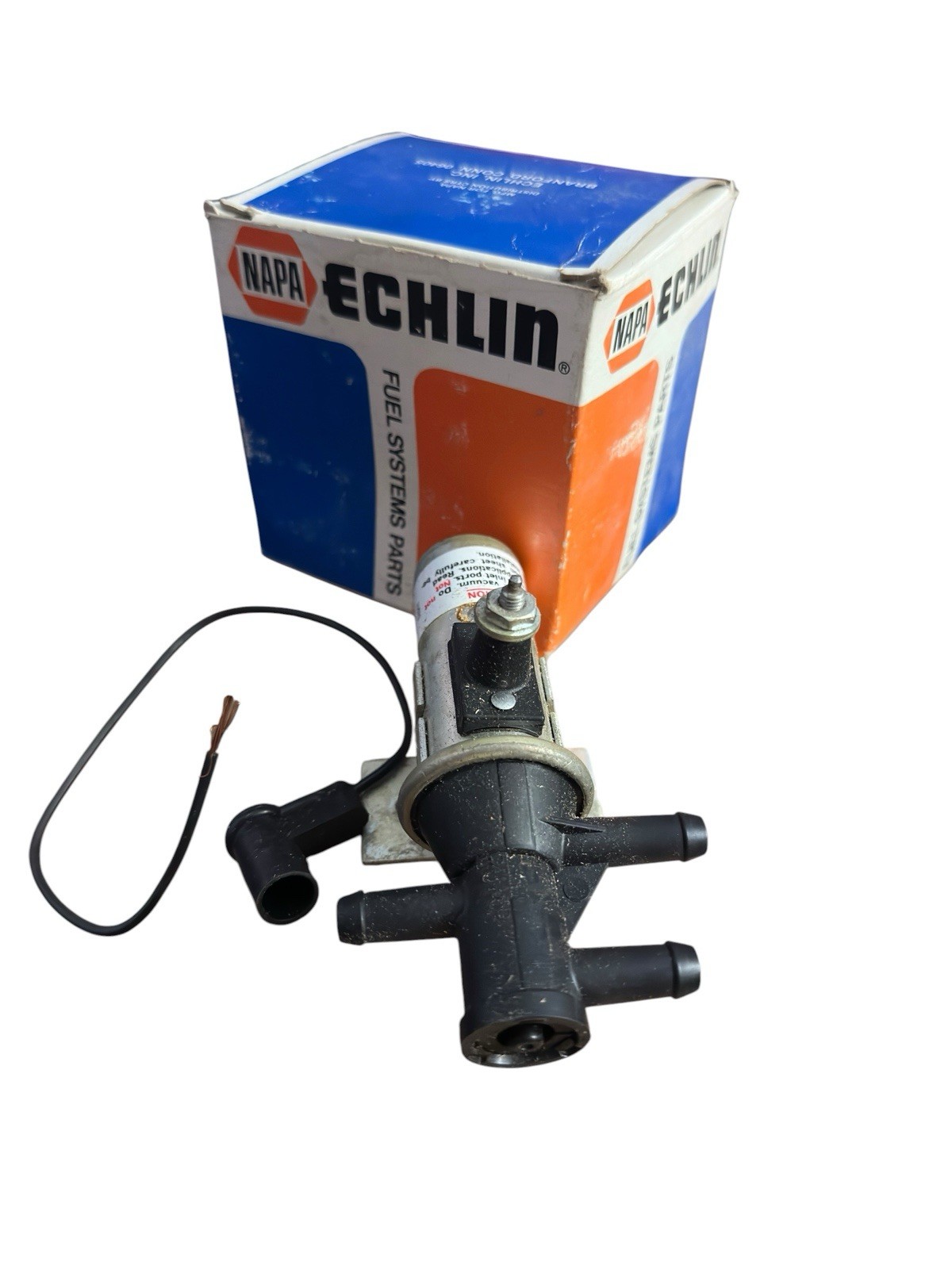 OEM NOS NAPA ECHLIN 2-2057 VALVE Fuel Tank Selector Valve, 3 Valve
