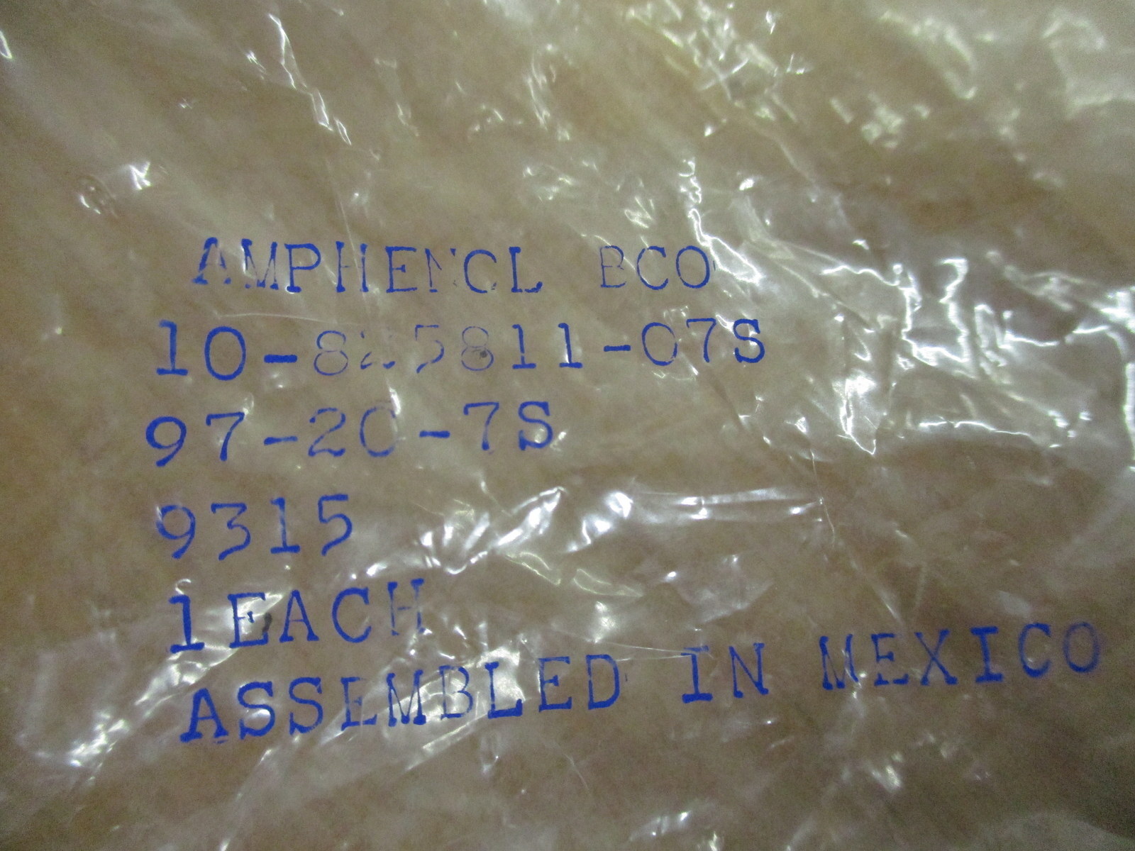 Amphenol 10-825811-07S Connector Insert 90-20-7S