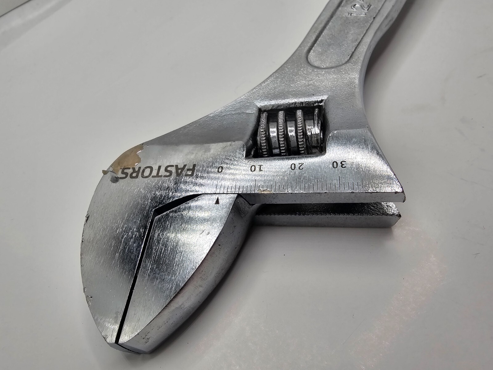 Fastors 12″ 300mm Chrome Finish Adjustable Wrench 12″-300mm