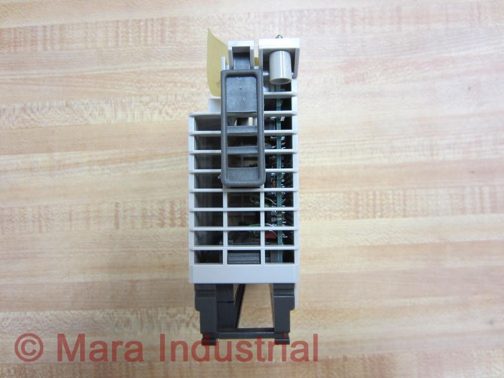 Schneider DAP 216/AS-BDAP-216 DAP216ASBDAP216 Output Module