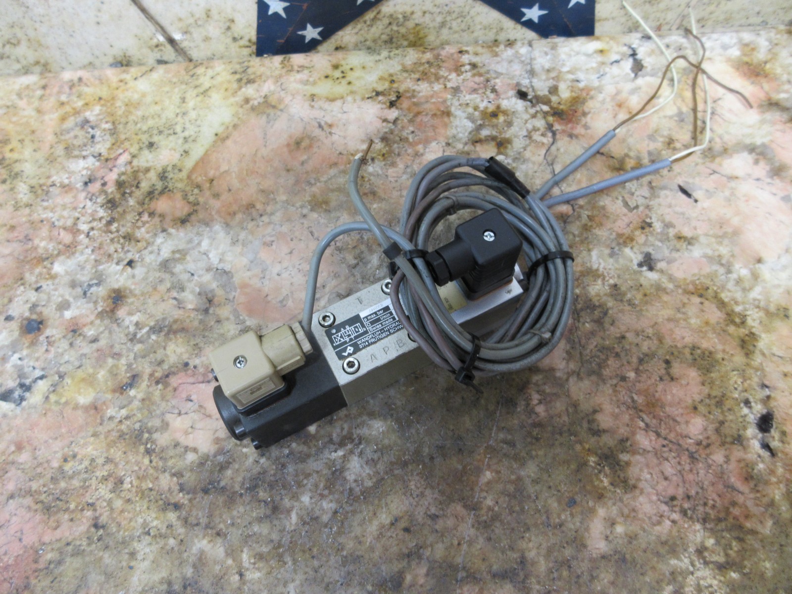 TORNOS BECHLER ENC-164 AM4D62 WANDFLUH HYDRAULIK VALVE SIN45V