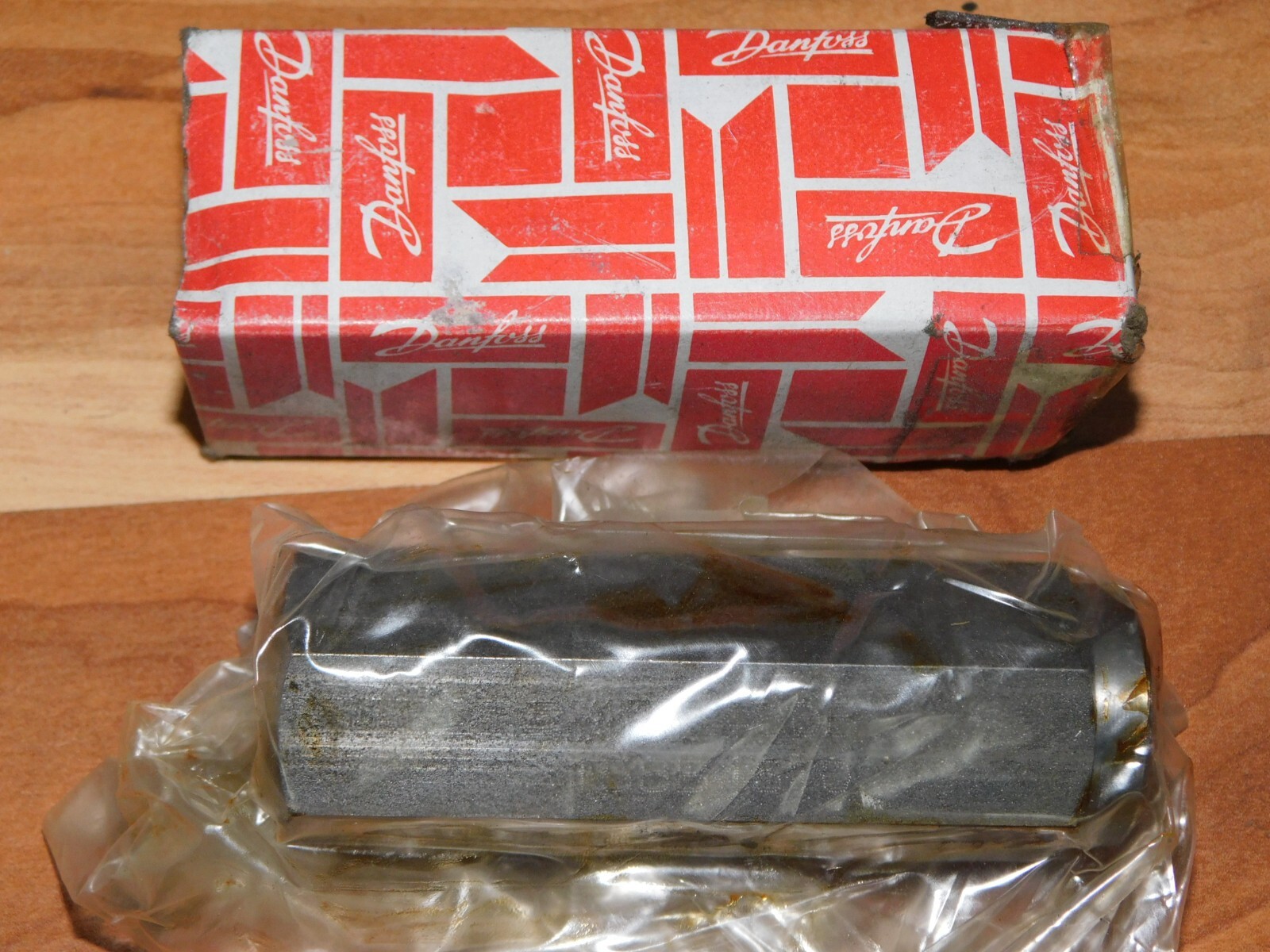 NEW DANFOSS 158B4610 CHECK VALVE 480B