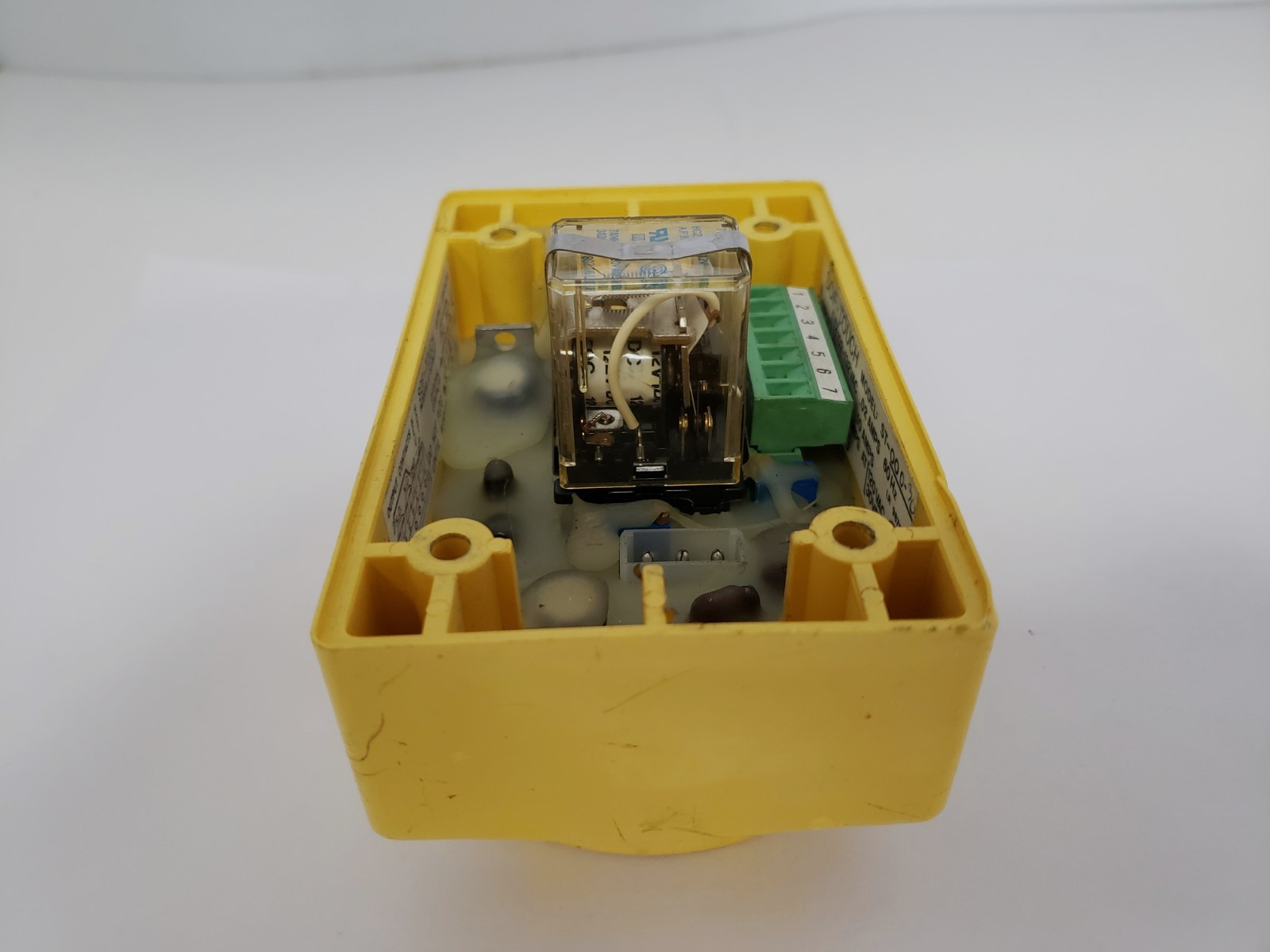 SOF TOUCH ST-000-90 INDUSTRIAL MACHINE SWITCH 102-132 VAC 10A