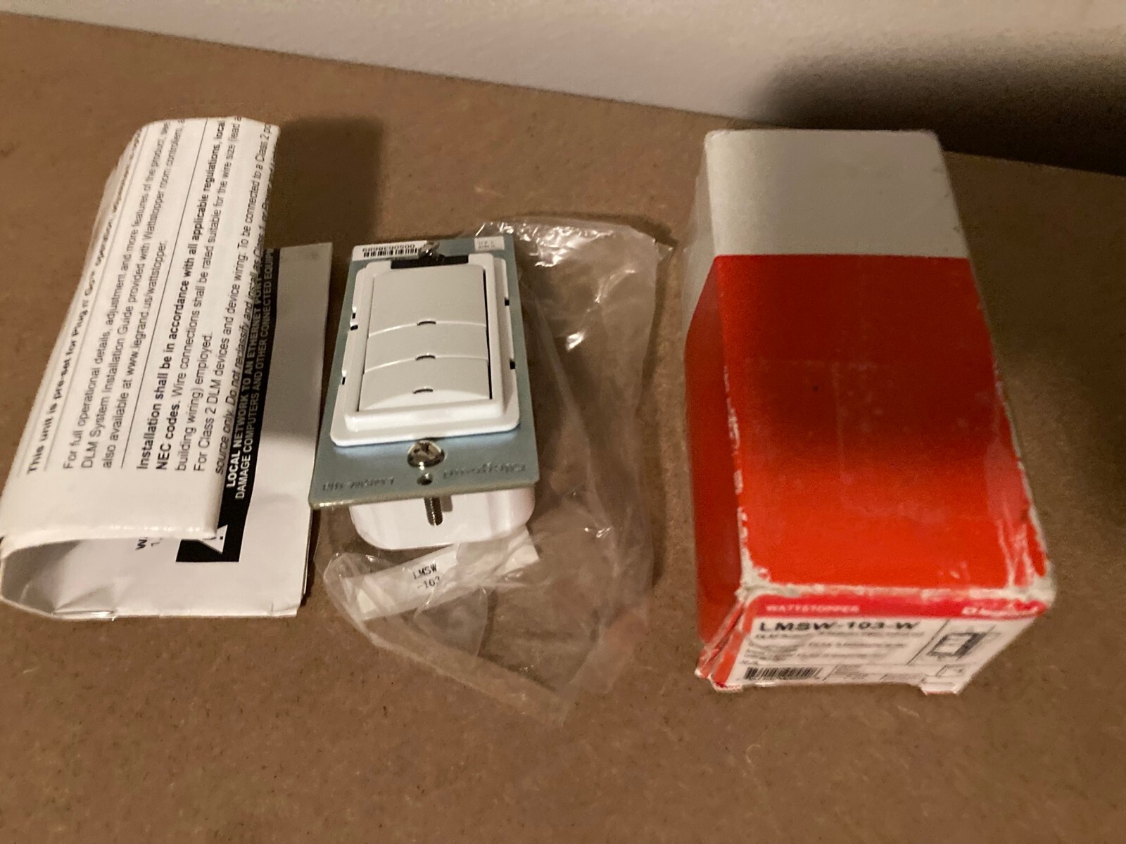 LMSW-103-W Wattstopper Digital Switch, 3-button w/ infrared