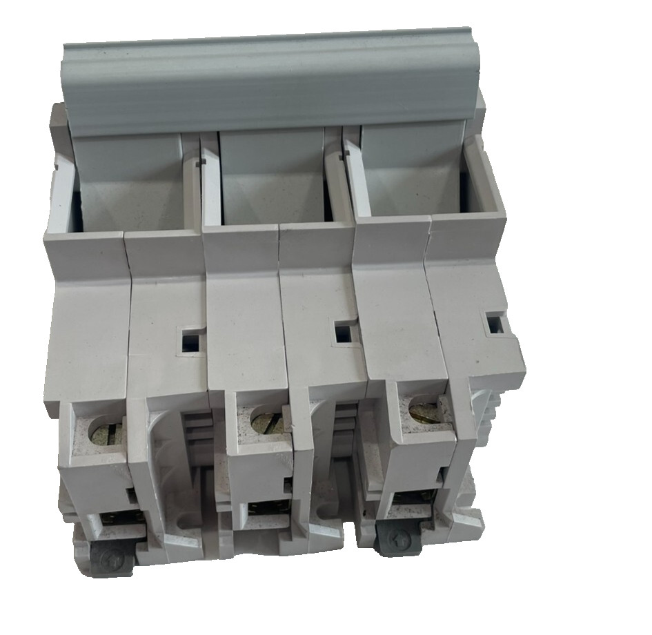 NEW LEGRAND 216 74 FUSE HOLDER 3P 22X58 21674
