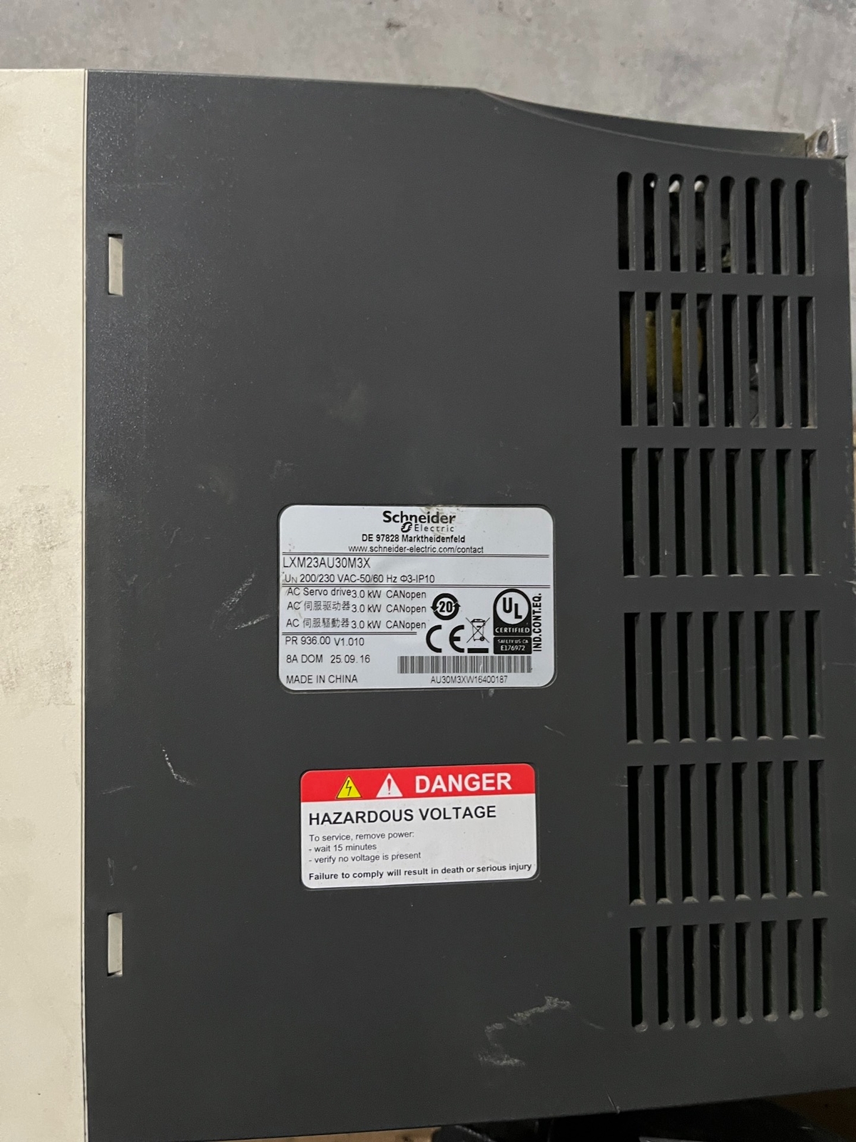 1P Schneider BCH1802N12A1C+LXM23AU30M3X used Accept counteroffer
