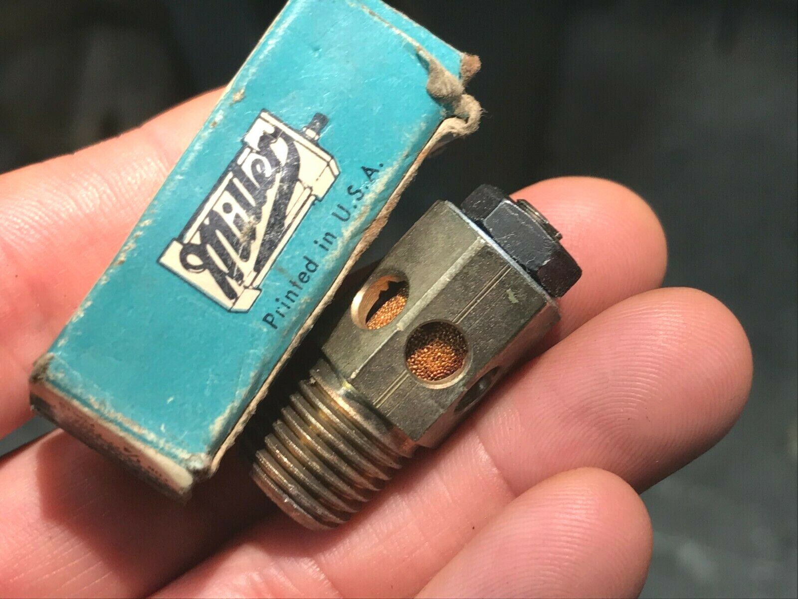 VINTAGE MILLER FLUID POWER FOR 1/4″ PORTS SPEED CONTROL MUFFLER MADE IN USA