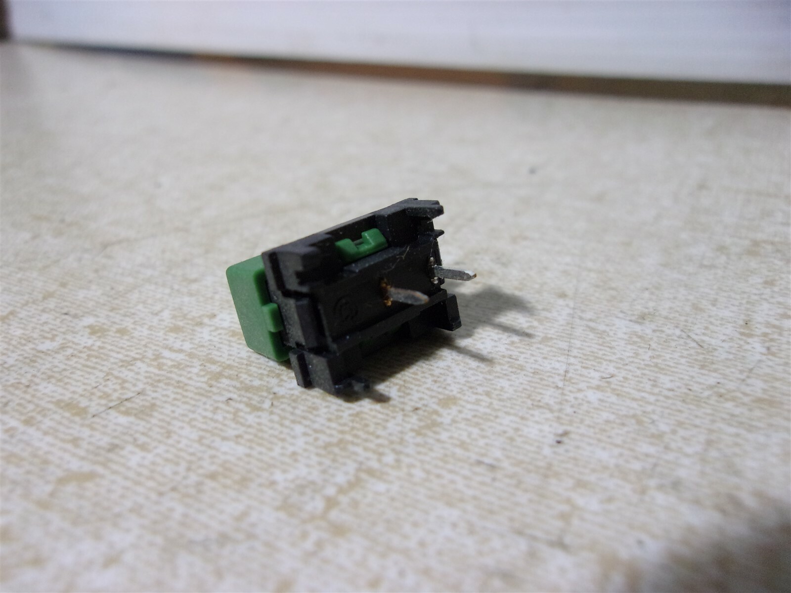 NEW Marquardt Green Switch 6450-0008 28V “bag 12” *FREE SHIPPING*