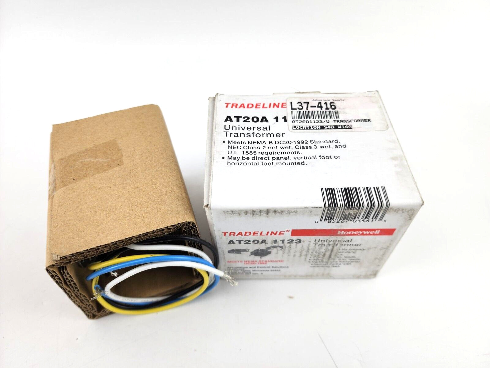 Honeywell Tradeline Universal Transformer AT20A1123 Foot Mounted 120VAC 9″ Lead