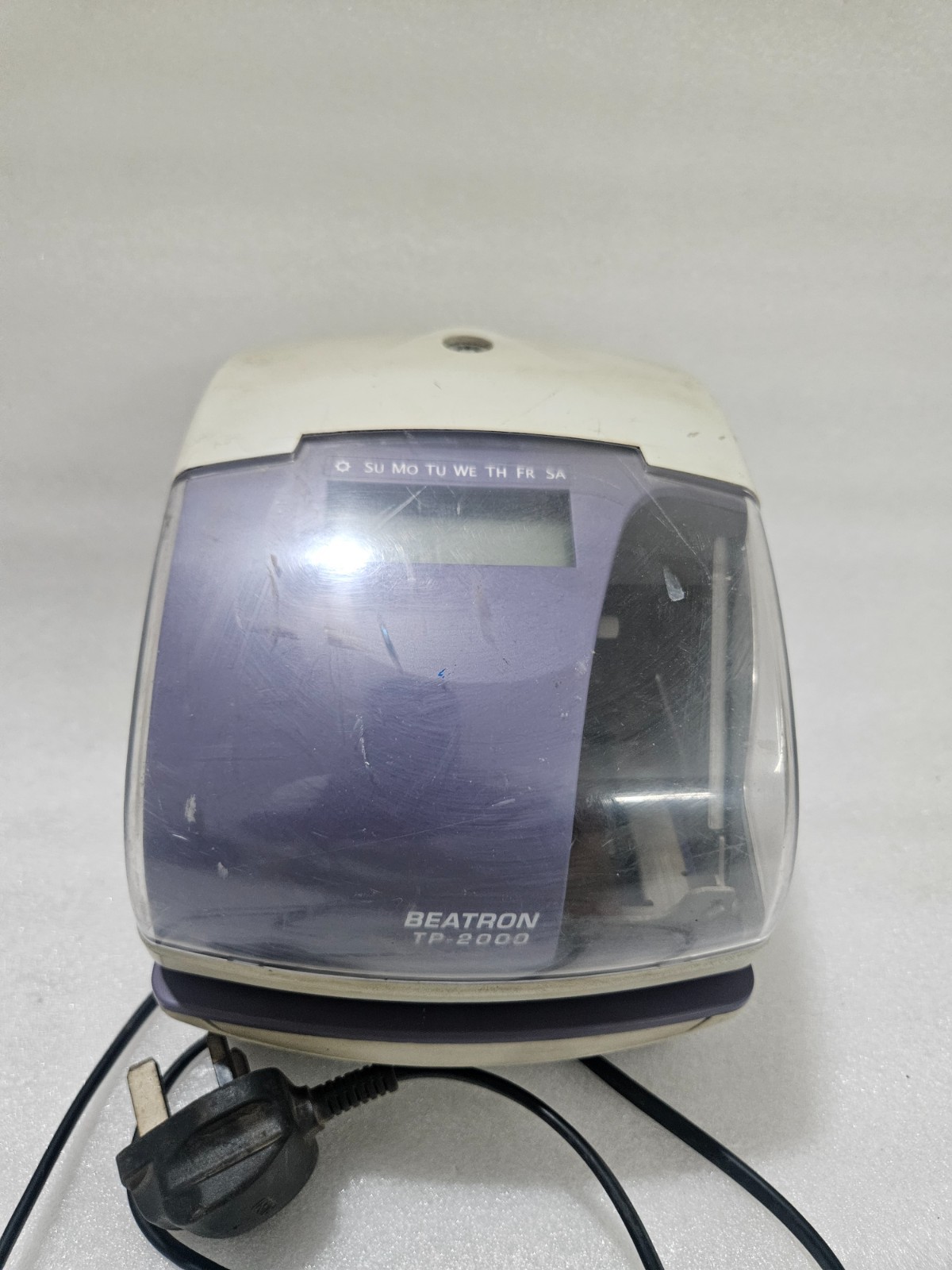 BEATRON TP-2000 220-240V 50/60Hz 0.2A SERIAL NO 1606953