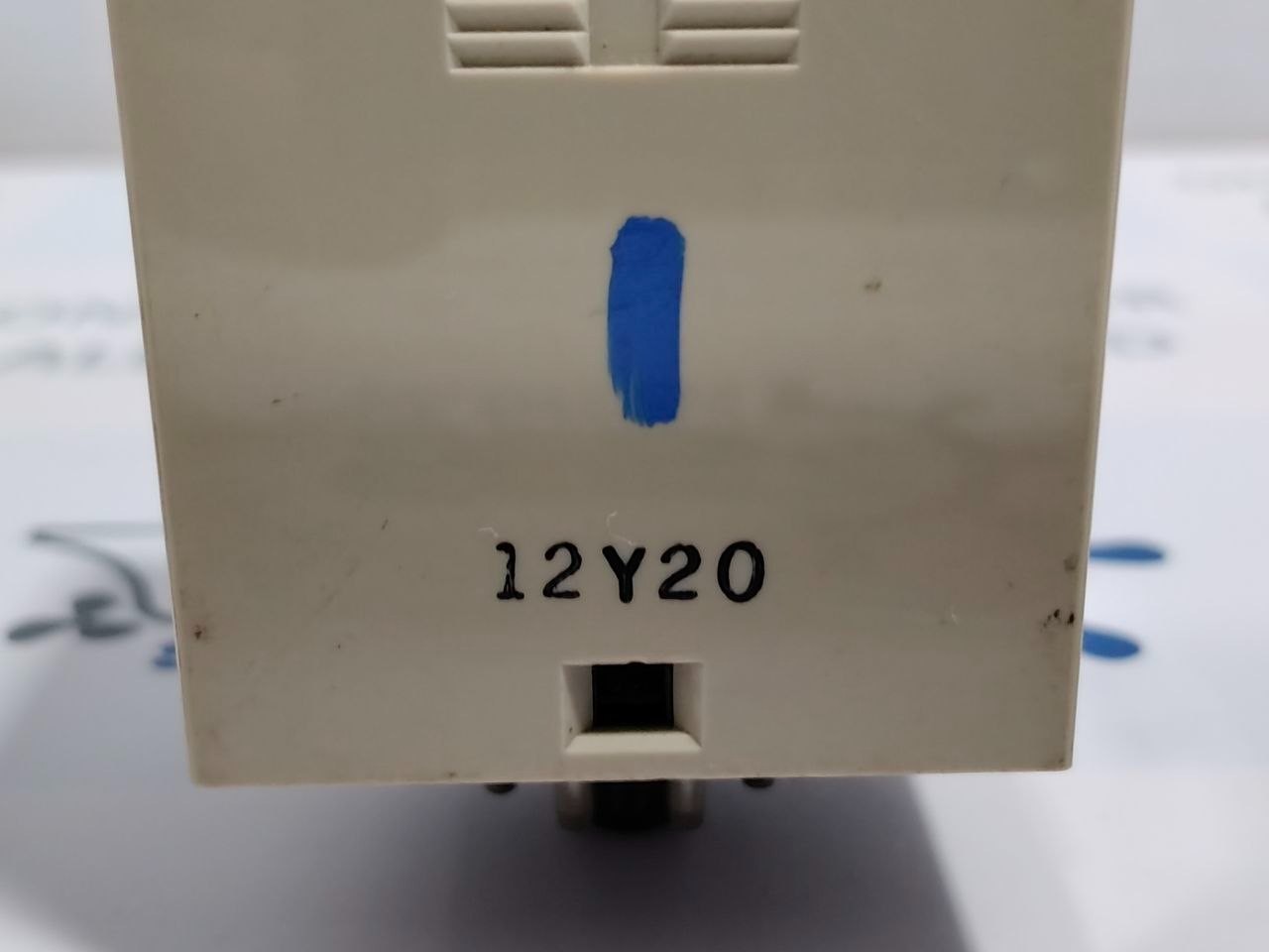 Omron H3BA-8H-305 Timer Range 0 to 1.0 hr 100/110/120VAC 50/60Hz