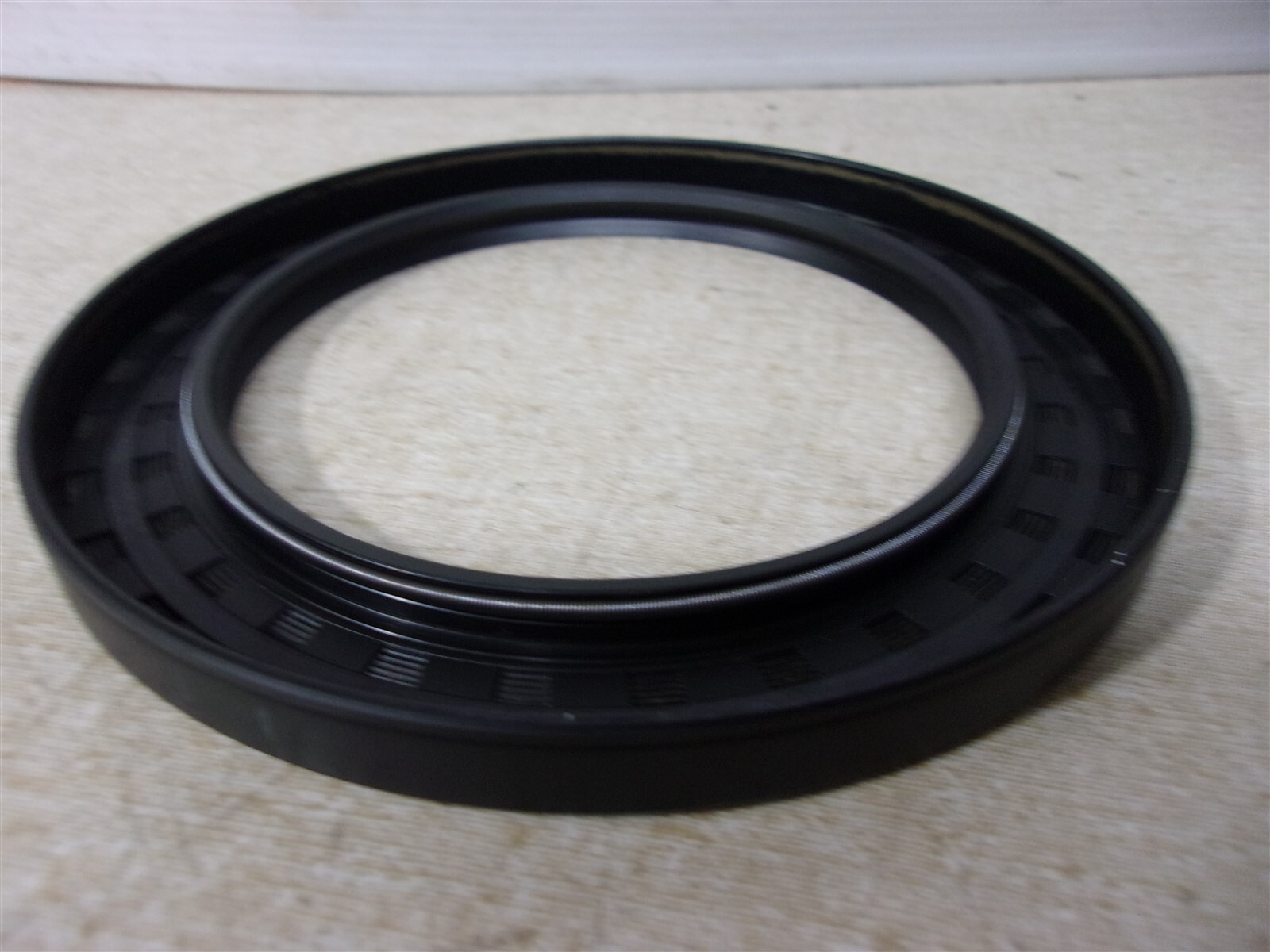 NEW Oil Seal SR 107153 TC12312 #12 *FREE SHIPPING*