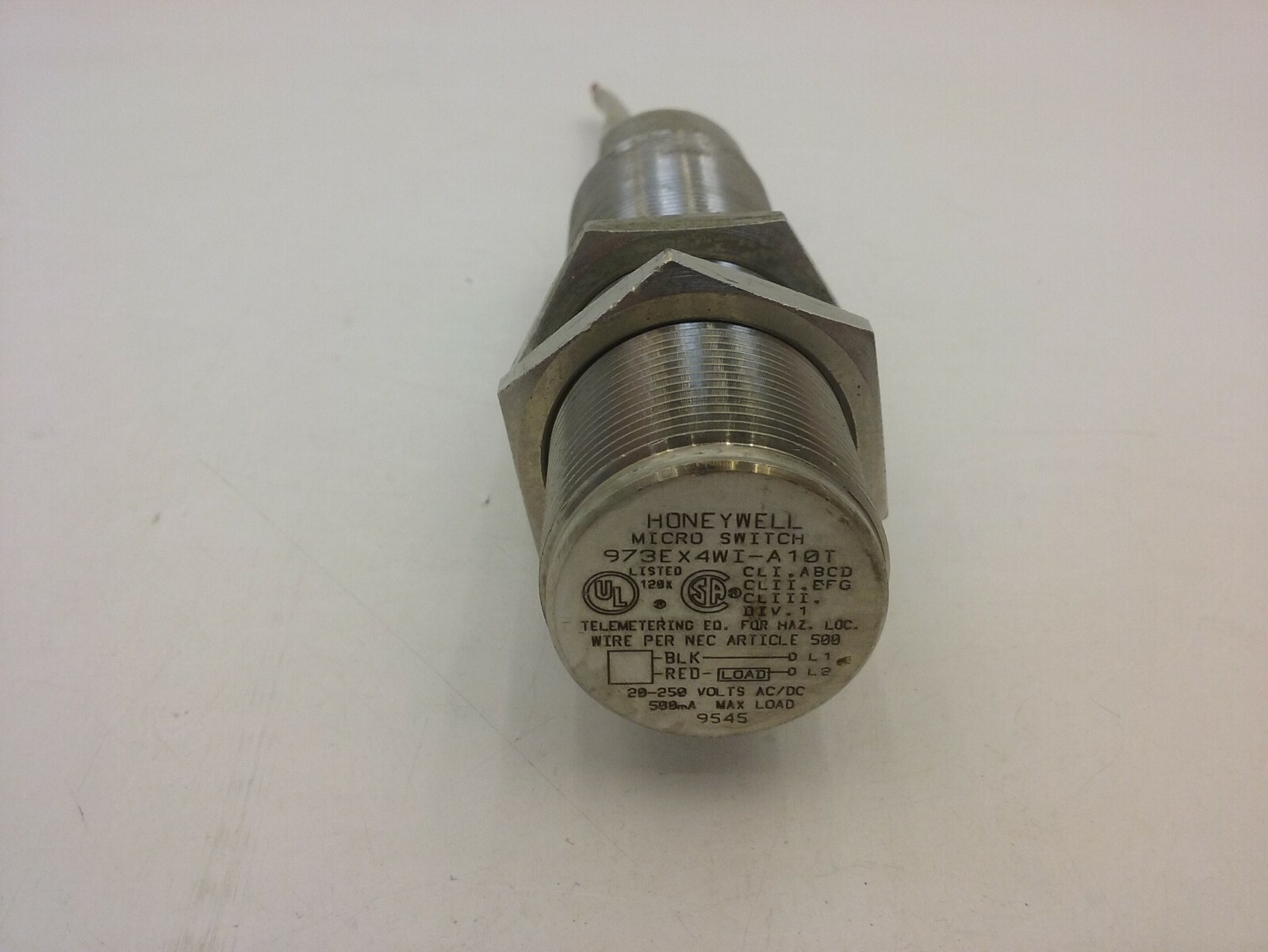HONEYWELL MICRO SWITCH 973EX4WI-A10T INDUCTIVE SENSOR 2 WIRE 20-250V AC/DC