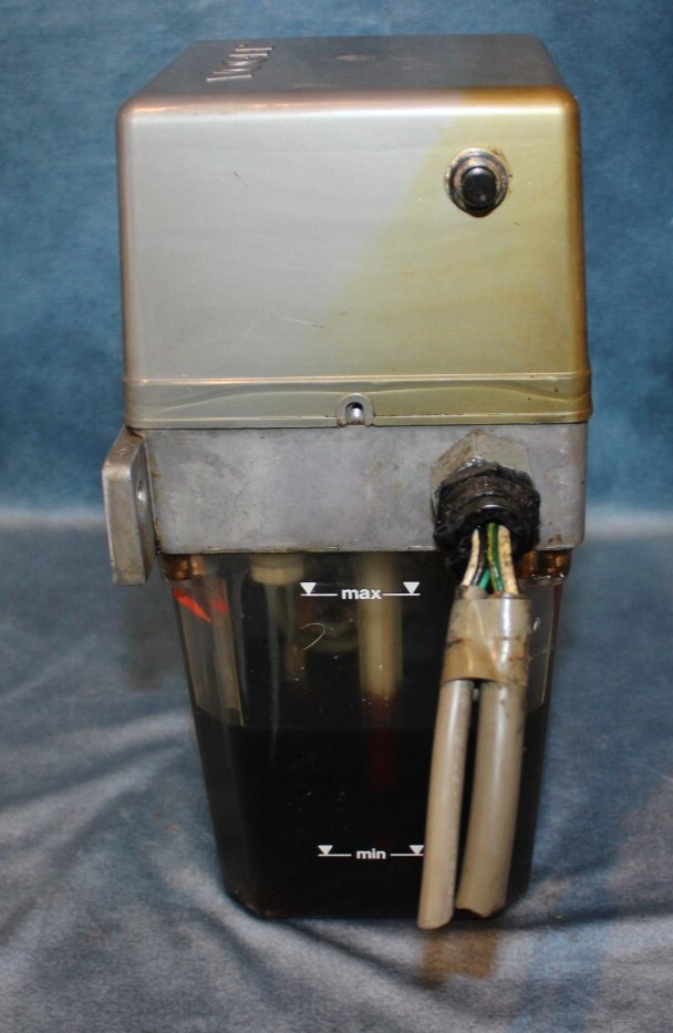 VOGEL LUBE PUMP AC100/200V “1 Year Warranty”