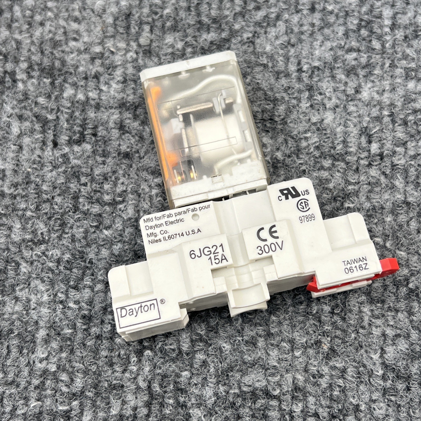 Lot Of 3 – Dayton 5Z494 Relay 15A 110-120V With 6JG21 Base New Other