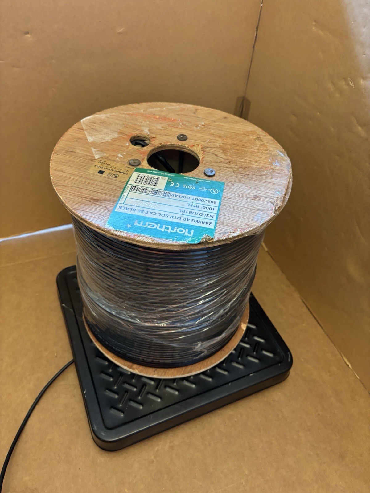Northern Cat5E 24Awg Ethernet Cable 1000ft N5EDJDB1RL Double Jacket