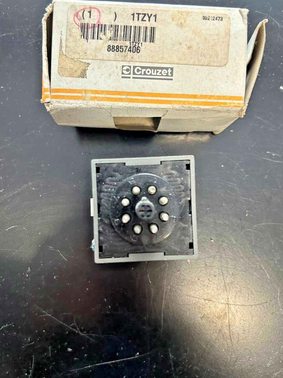Crouzet/Syrelec Timer 812 Timer Relay 88 857 406 – NEW