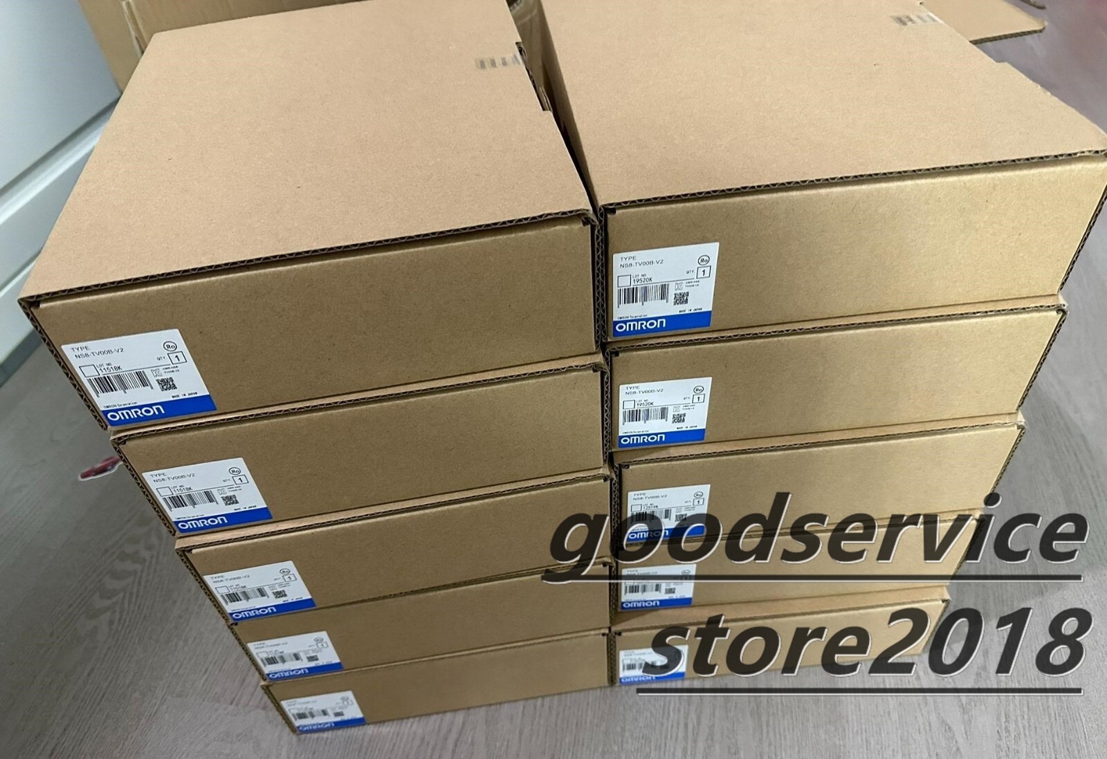 NEW In Box Omron NS8-TV00B-V2 NS8TV00BV2 PLC 1PC