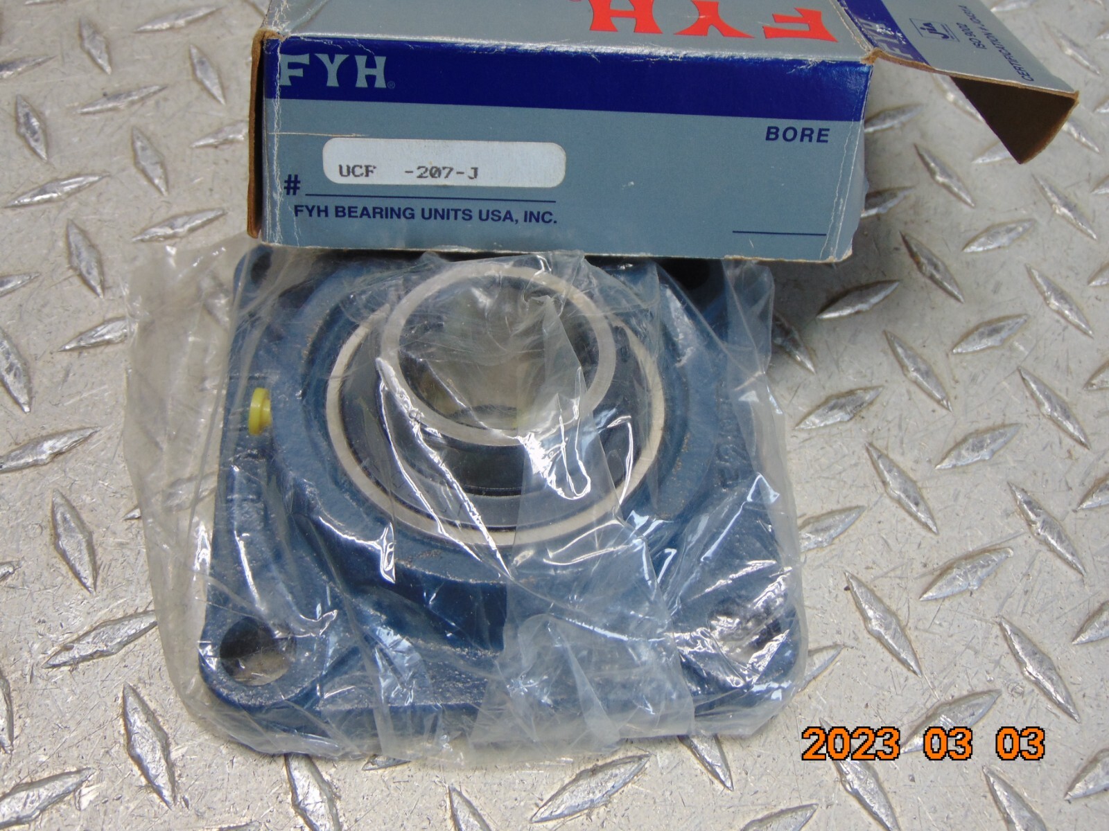 FYH UCF-207-J 4-BOLT FLANGE BEARING