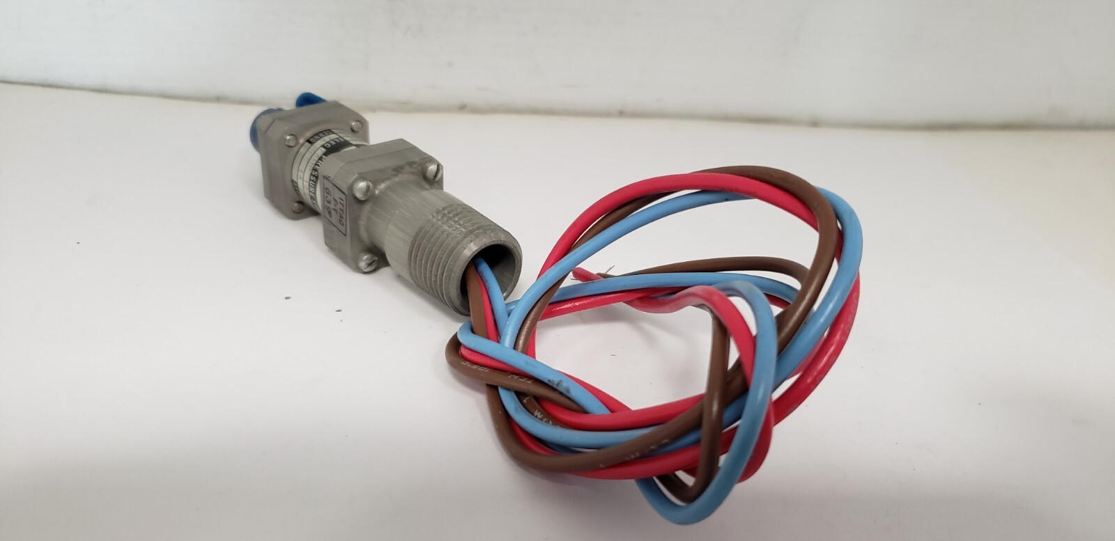 ITT NEO-DYN 105PP1S904 PRESSURE SWITCH, 7 AMP, 125/250VAC, 1800 PSIG MAX, NNB