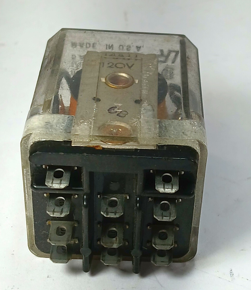 1 USED AMF POTTER & BRUMFIELD KUP14A11 INDUSTRIAL RELAY ***MAKE OFFER***