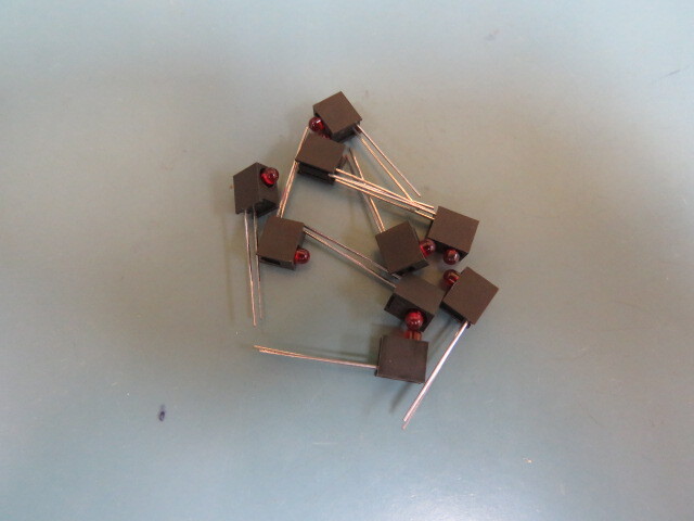 HP HLMP-1301-010 Qty of 9 per Lot LED RED RA HI EFF