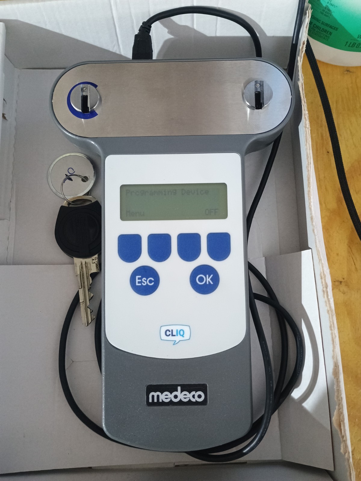Medeco Cliq Kit CLIQPD Programing Device Module w/ Accessory Cord With key