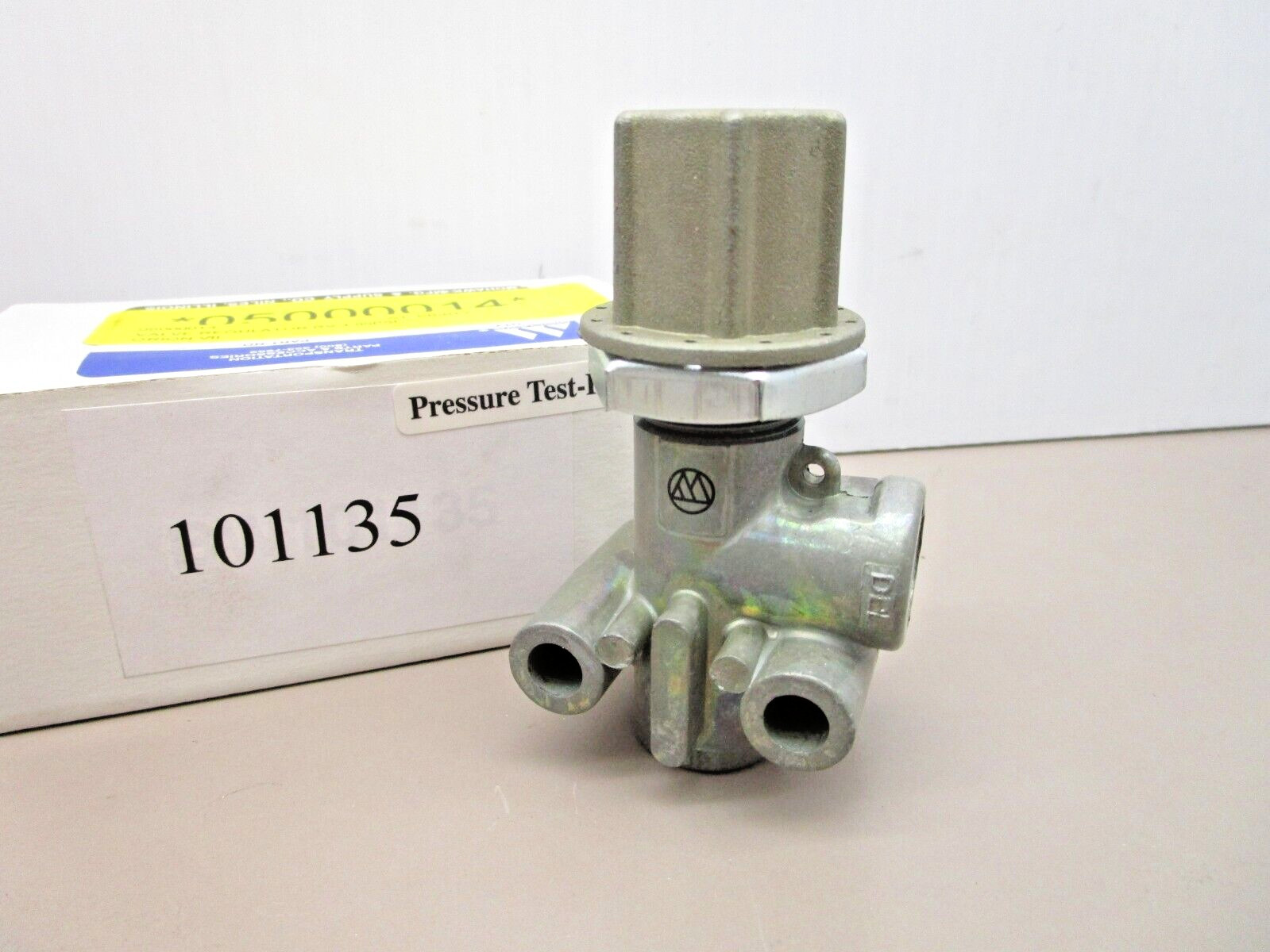 Mohawk 101135 RV-1 Pressure Reducing Valve 85psi Bendix 101135N