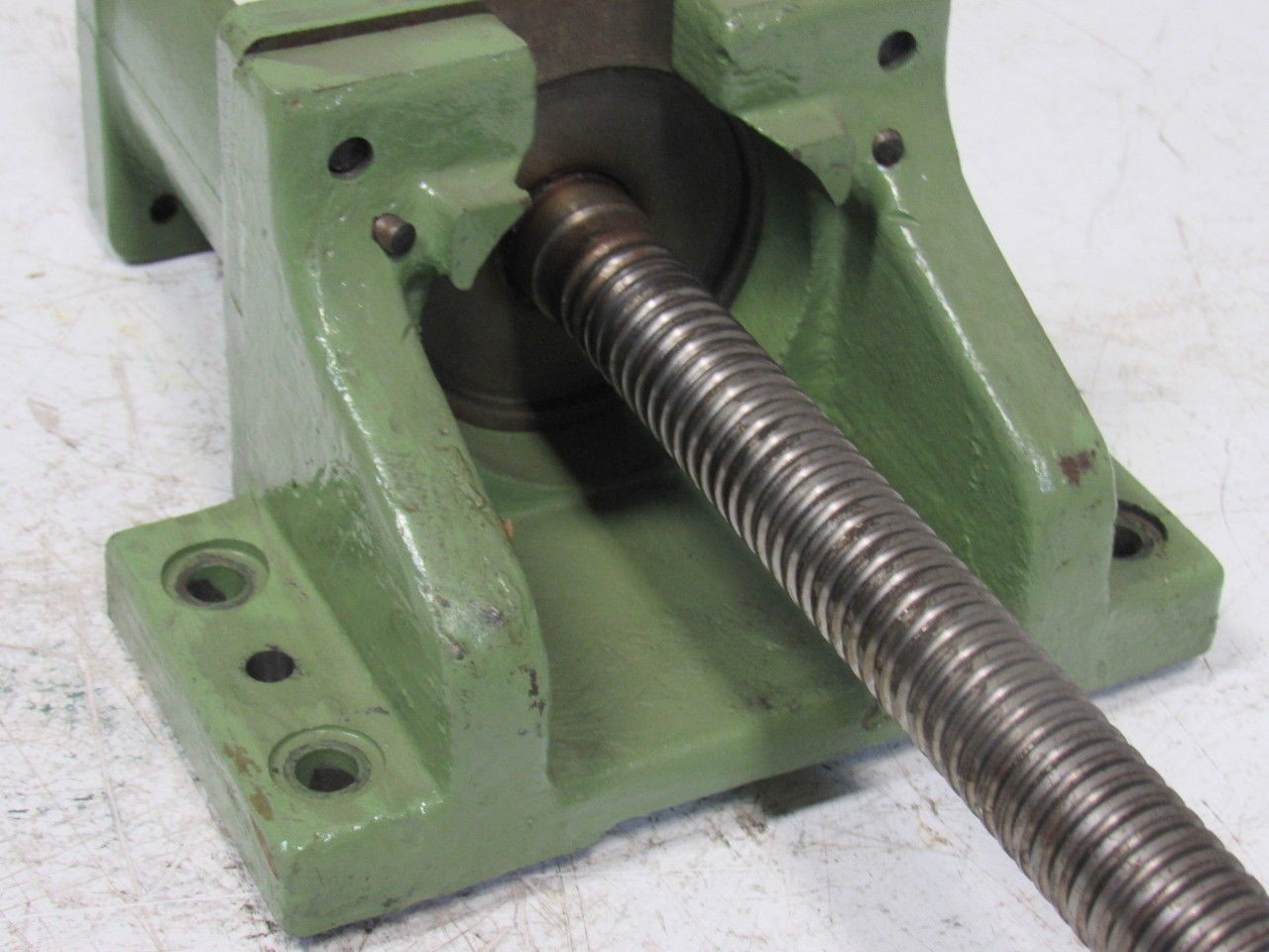 Soldick Model FS-4F Axis CNC 28-3/4″ Ballscrew Assembly Screw & Nut