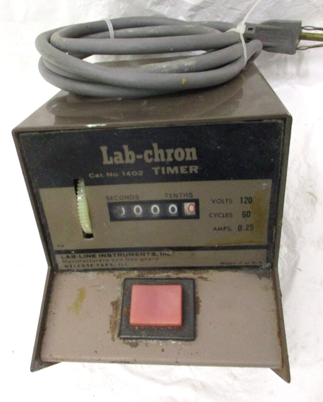 Lab-Chron 1402 Timer 120 Volts 60 Cycles 0.25 Amps A6529WVS