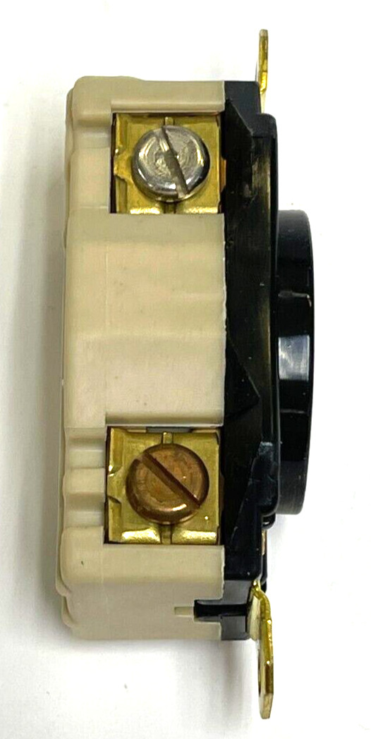 HUBBEL HBL2510 4POLE, 6 WIRE, 20 AMP, 3 PHASE TWIST AND LOCK RECEPTACLE
