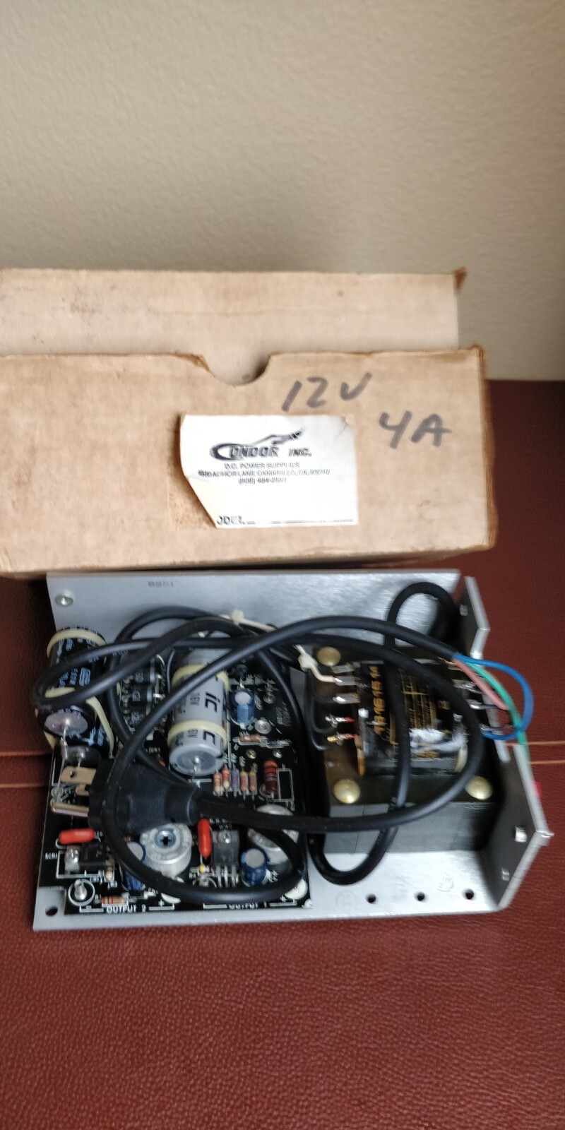 CONDOR FBB512 CP 703 ~ Outputs: 5V 2A + 12V 4A Input: 115V / 230V Power supply