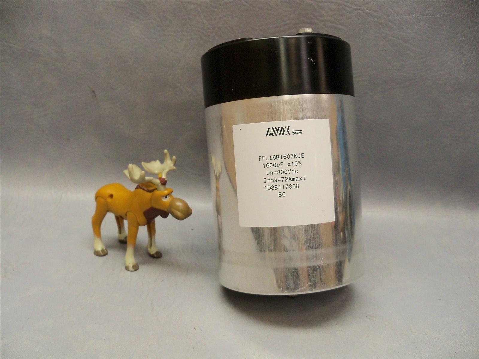 FFLI6B1607KJE AVX Capacitor 1600.0 µF 800V