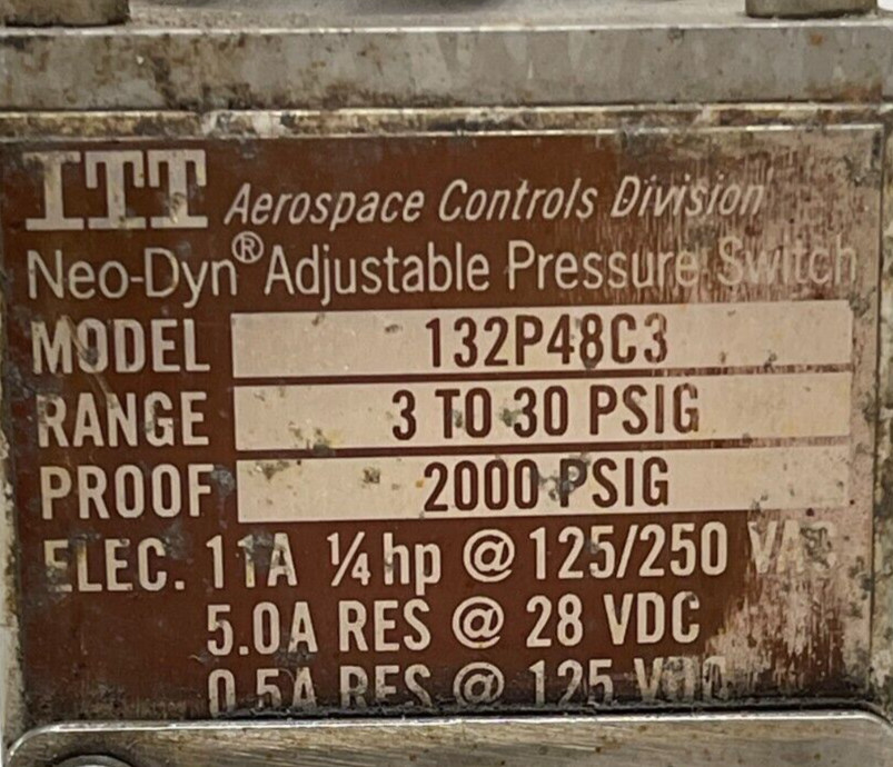 ITT AEROSPACE CONTROLS DIVISION NEO-DYN ADJUSTABLE PRESSURE SWITCH 132P48C3