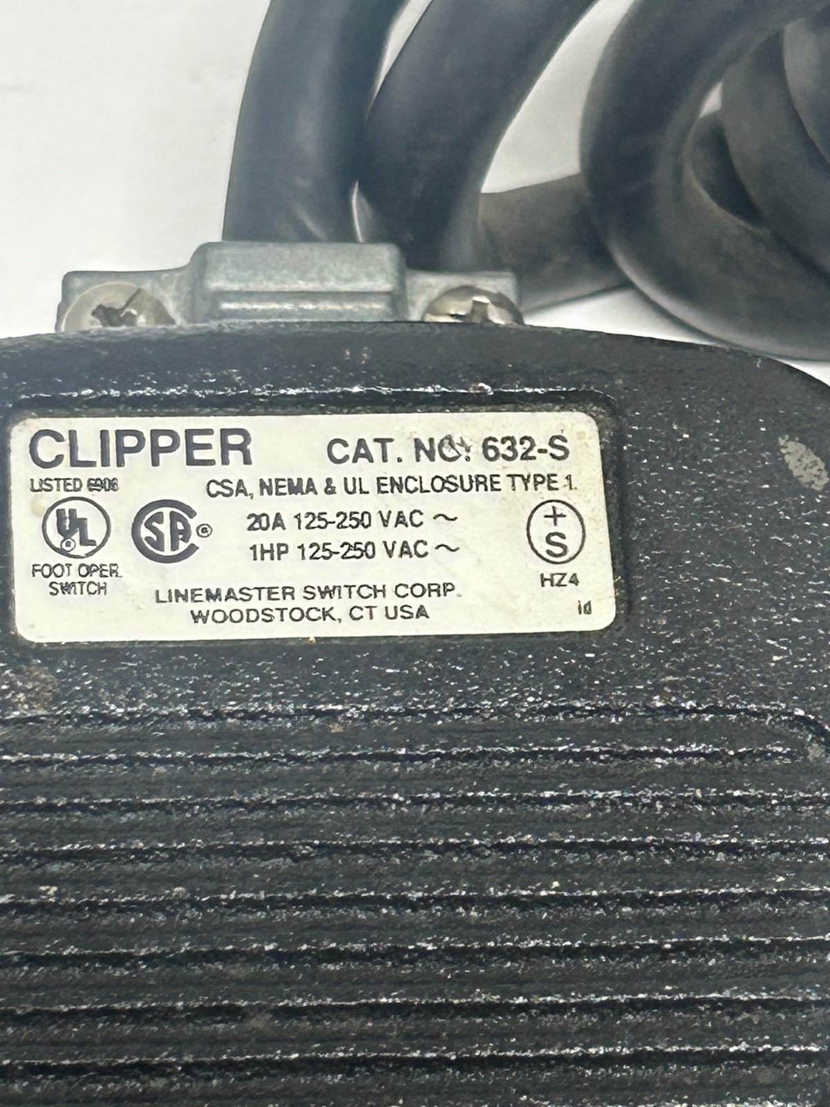 Linemaster Clipper 632-S Foot Pedal Switch 20A 125-250VAC Industrial Foot Switch