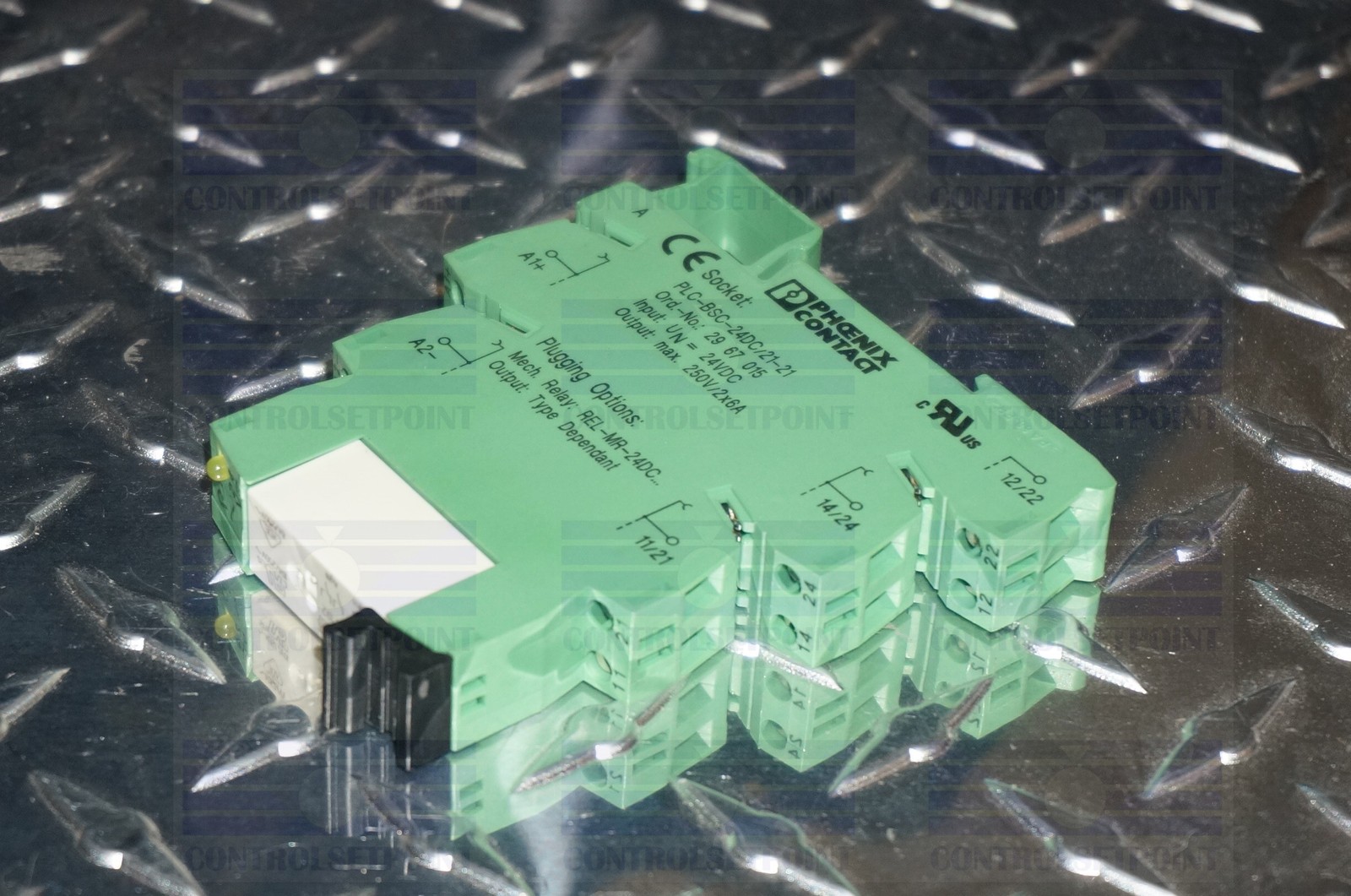 PHOENIX CONTACT 2967015 2961192 SOCKET PLC-BSC-24DC/21-21 RELAY SOCKET