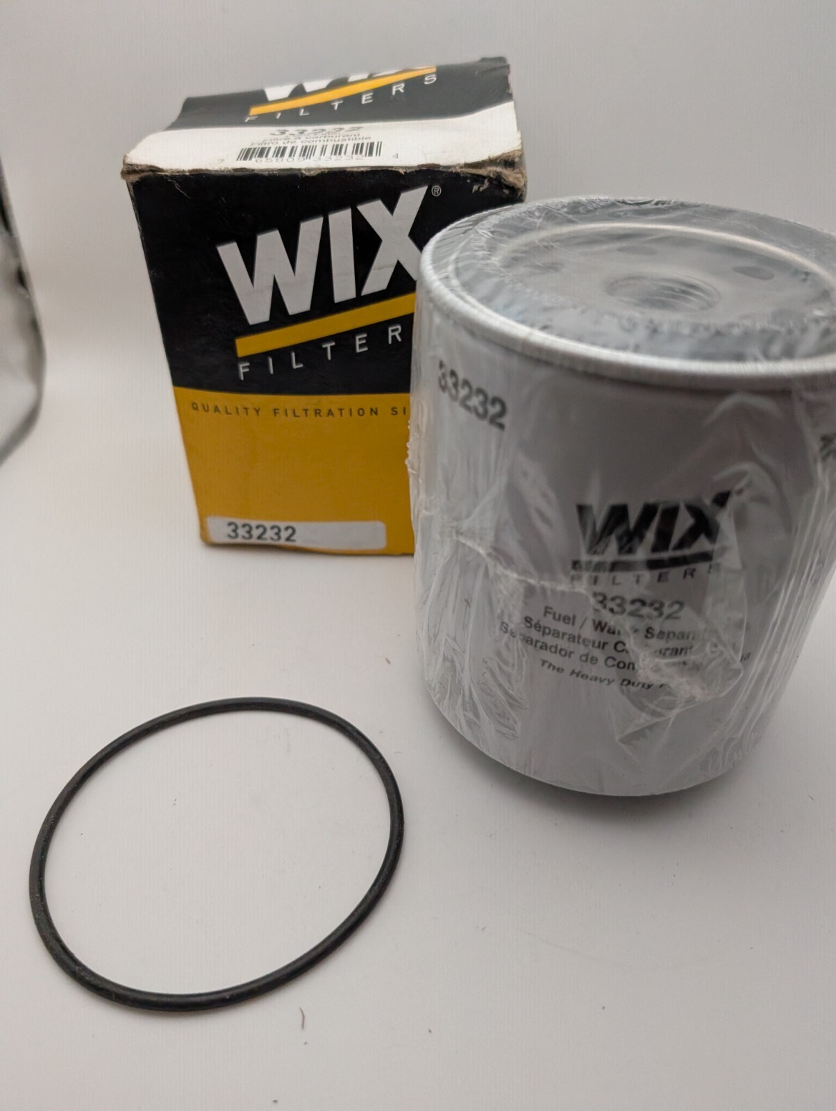 WIX 33232 Fuel / Water Separator (New, Slight Box Wear) Free Shipping.
