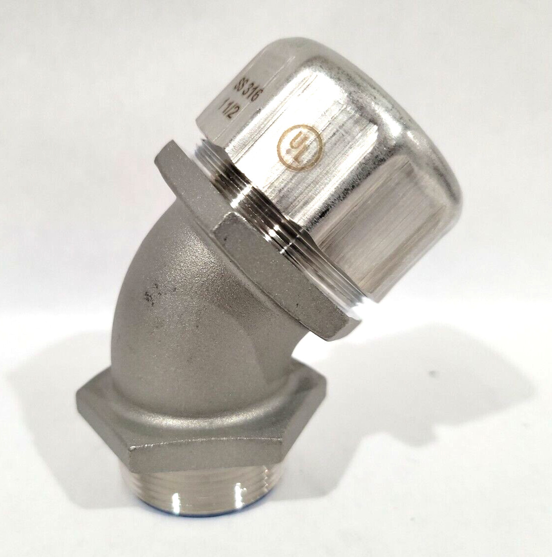 T&B 1 1/2 90 DEG 316 SS LIQUIDTIGHT FITTING