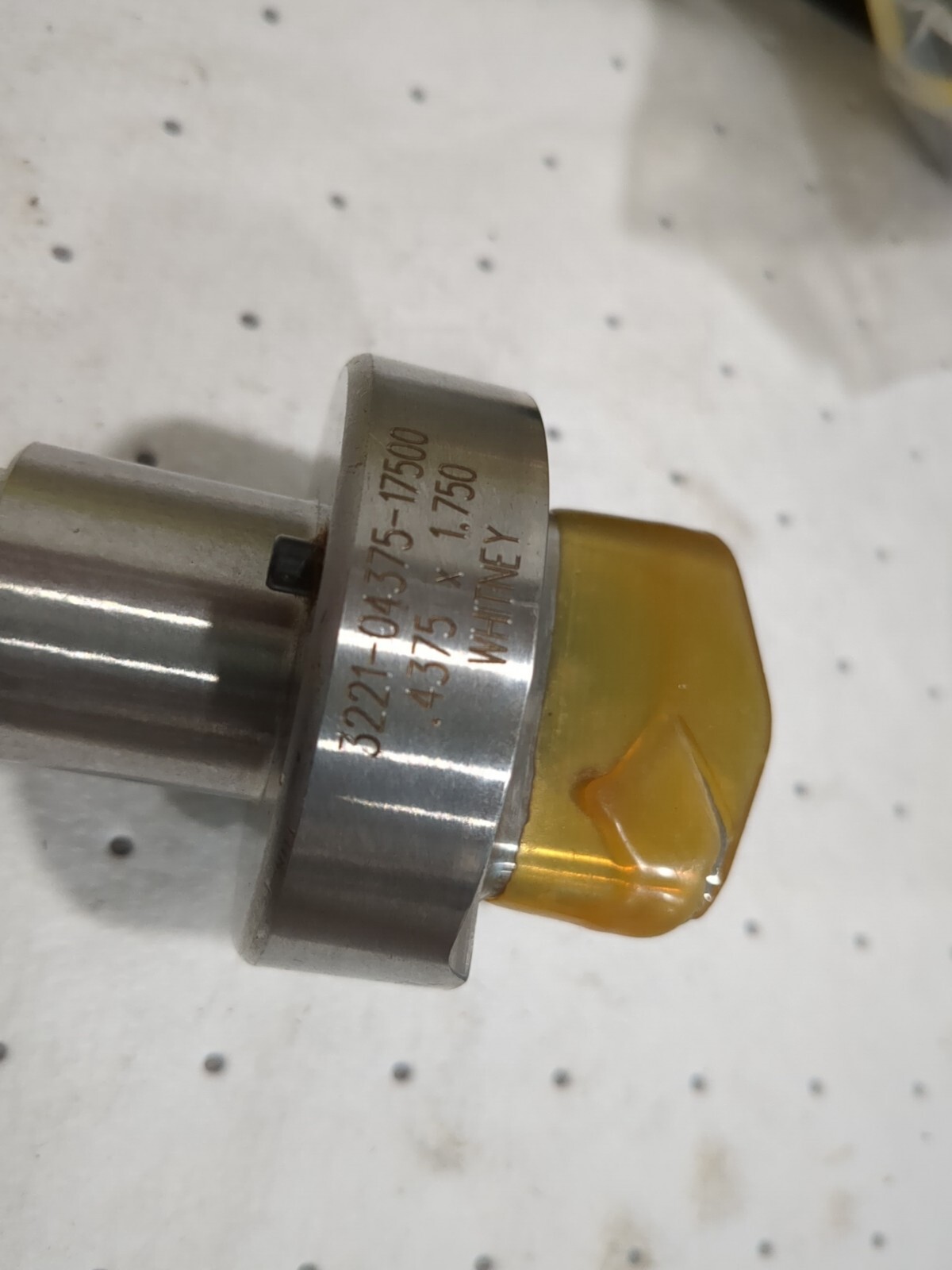 Whitney Tooling .4375 x 1.750 Obround Punch w/1/4″ Housetop QIA 3221-04375-1750
