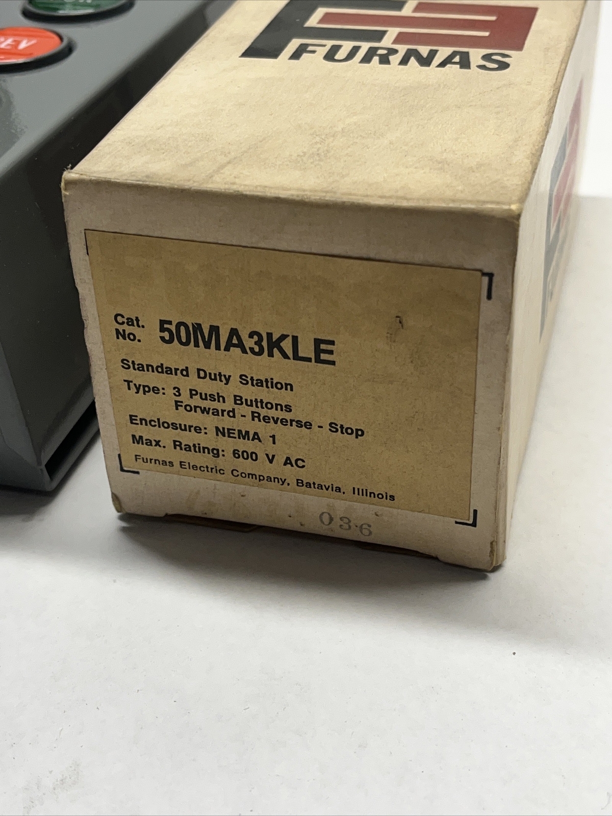 Furnas Siemens 50MA3KLE Forward Reverse Stop 3 Button Control Station New In Box
