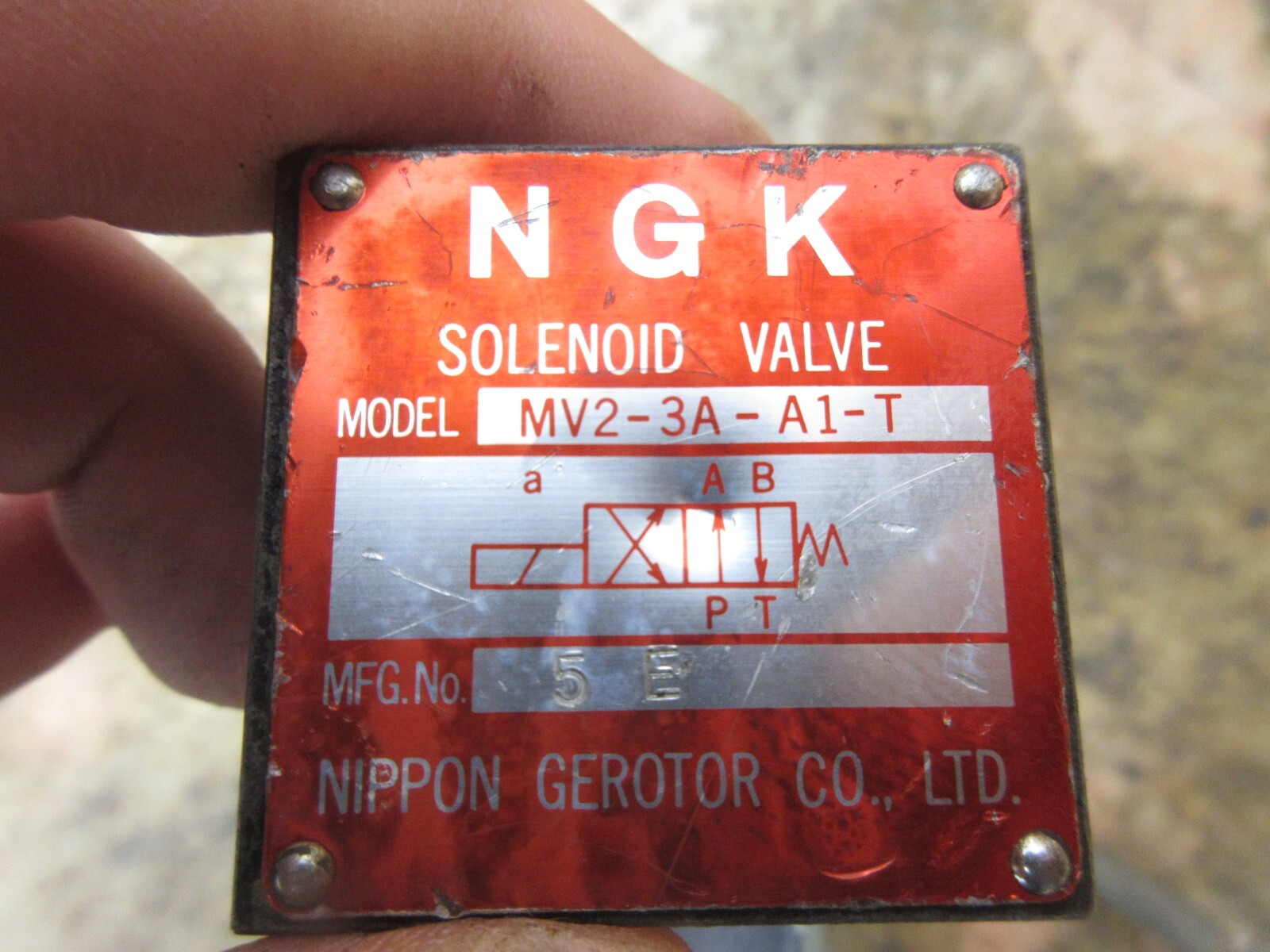 NGK SOLENOID VALVE MV2-3A-A1-T NIPPON GEROTOR CINCINNATI ARROW 500 CNC VERTICAL
