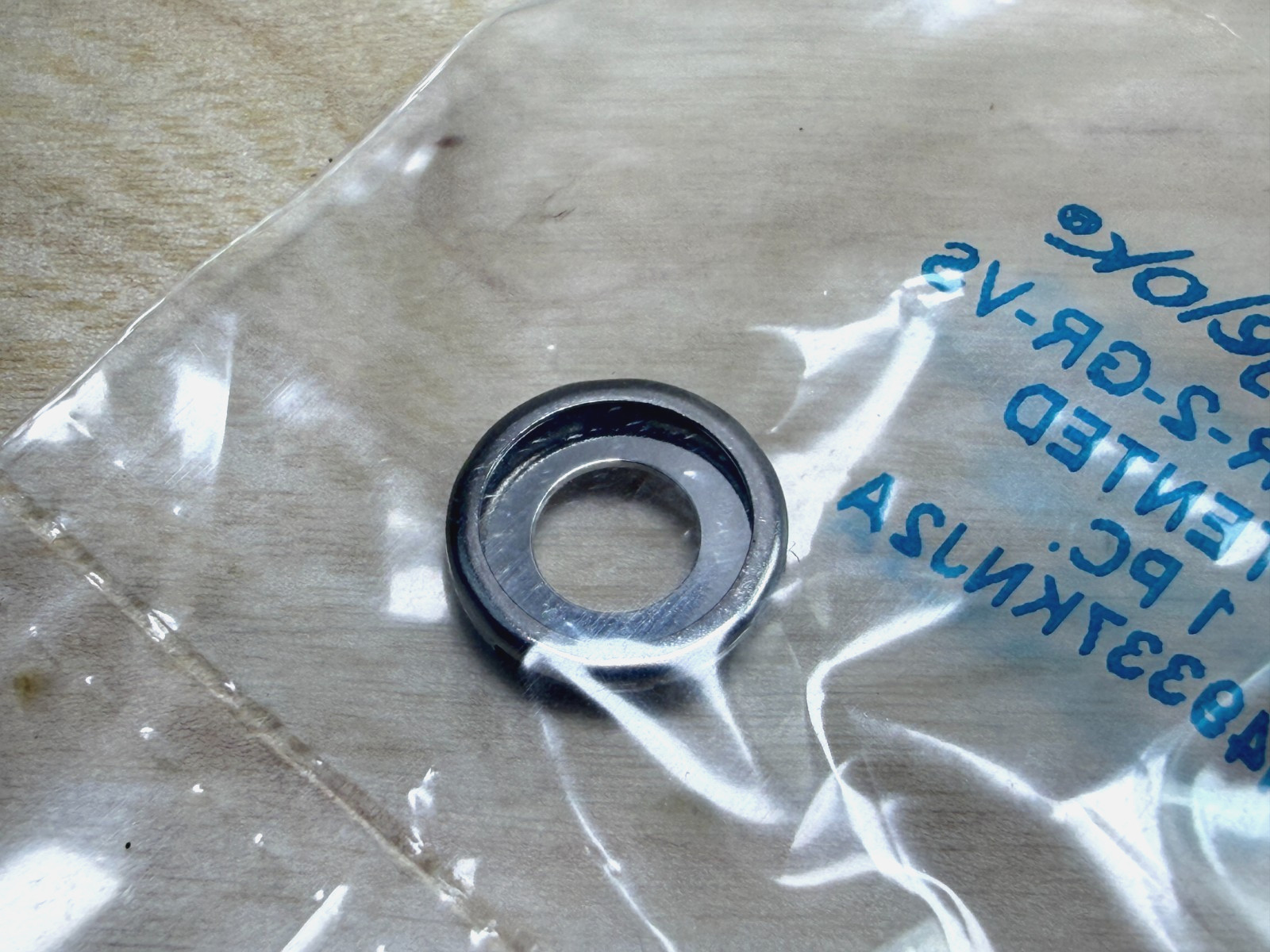 Lot of 4 Swagelok SS-4-VCR-2-GR-VS Stainless Steel VCR Gasket Retainer 1/4 in