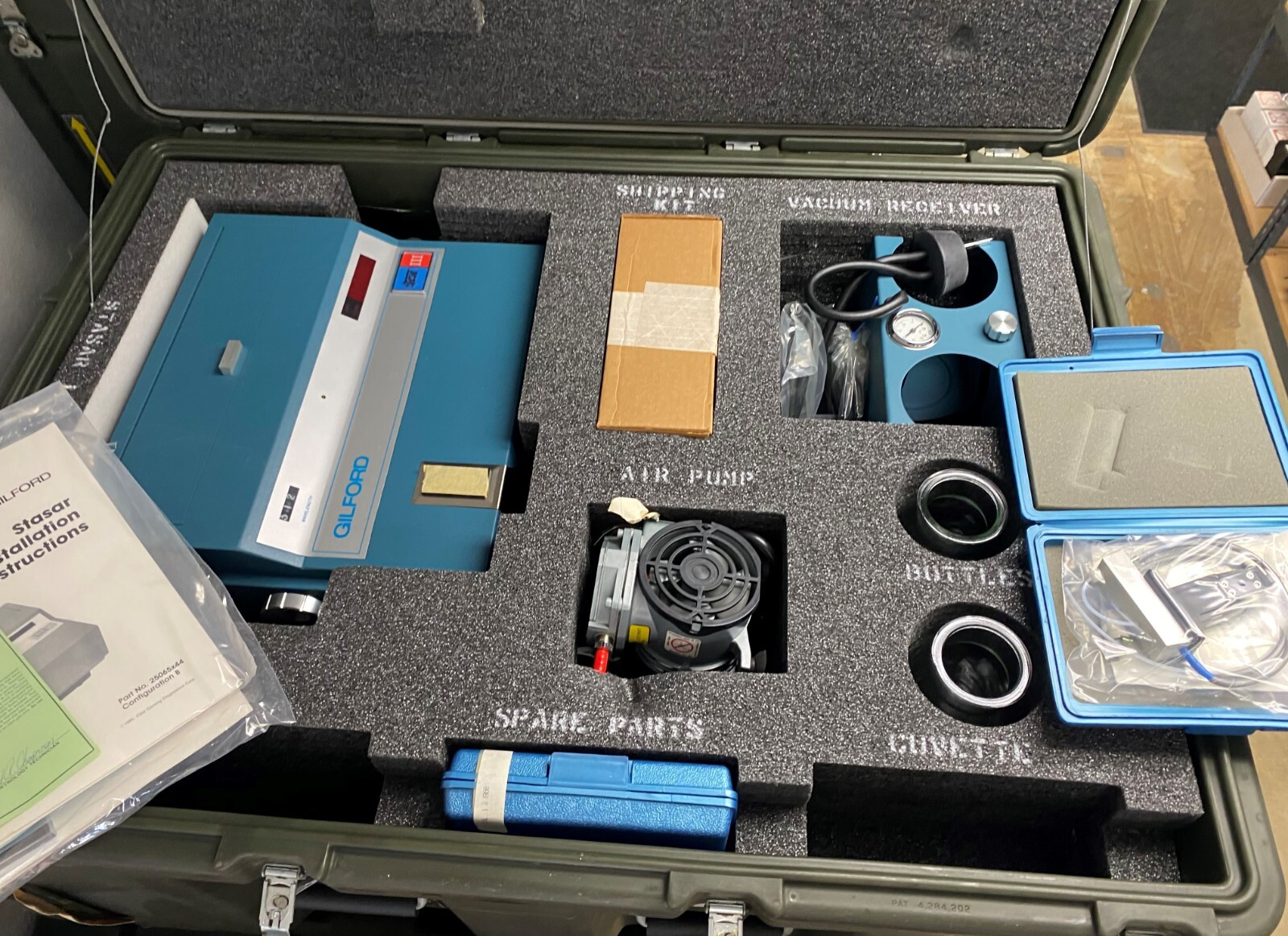 GILFORD VISIBLE ONLY SPECTROPHOTOMETER STASAR III BRAND NEW STILL ORIGINAL CASE 