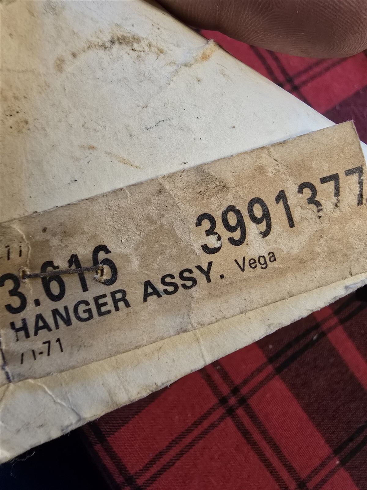 NEW Vega Hanger Assembly 3991377 *FREE SHIPPING*